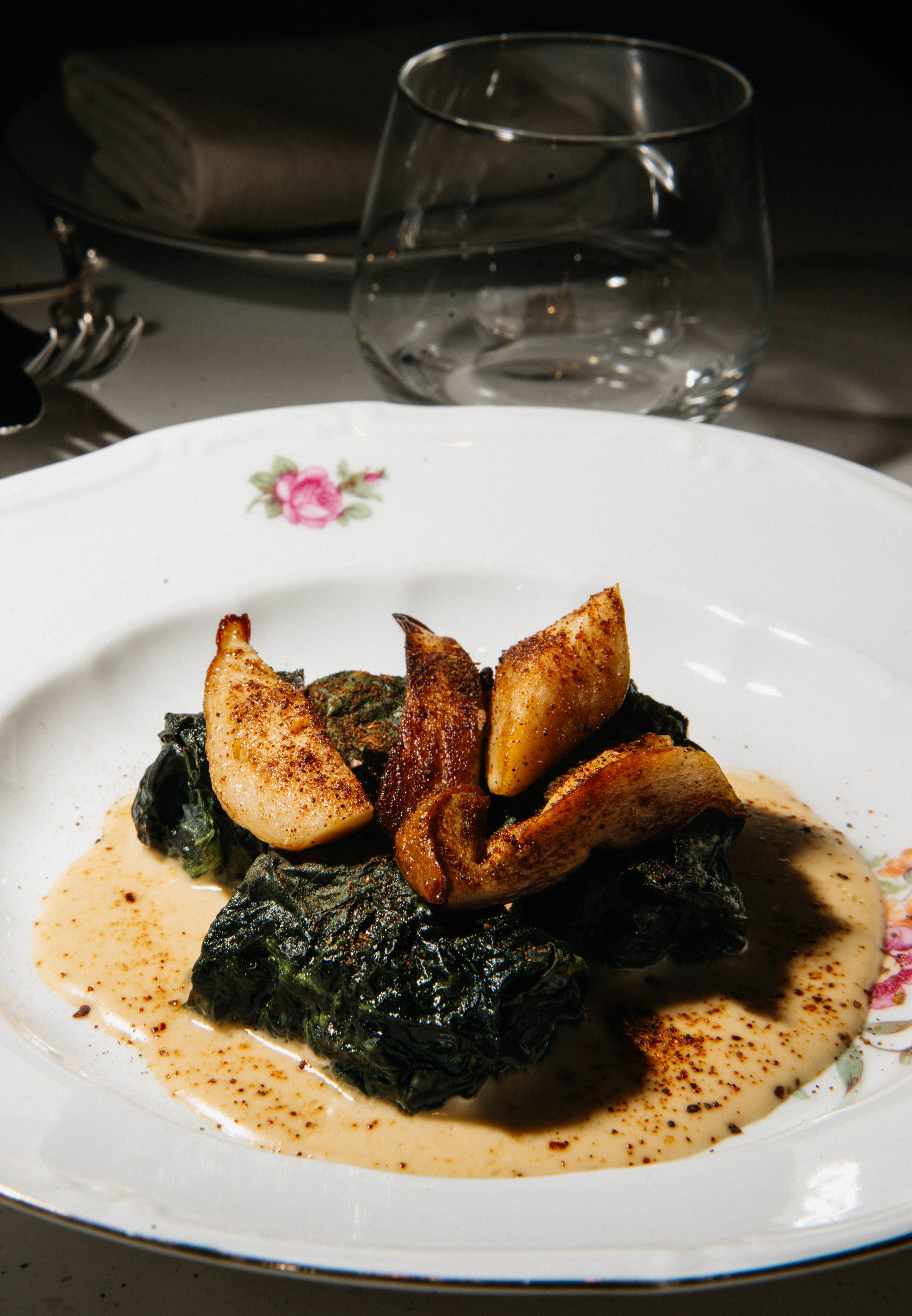 Контентная фотосессия для ресторана La Volte. Ксения Glossa. Портретный и репортажный фотограф в Самаре