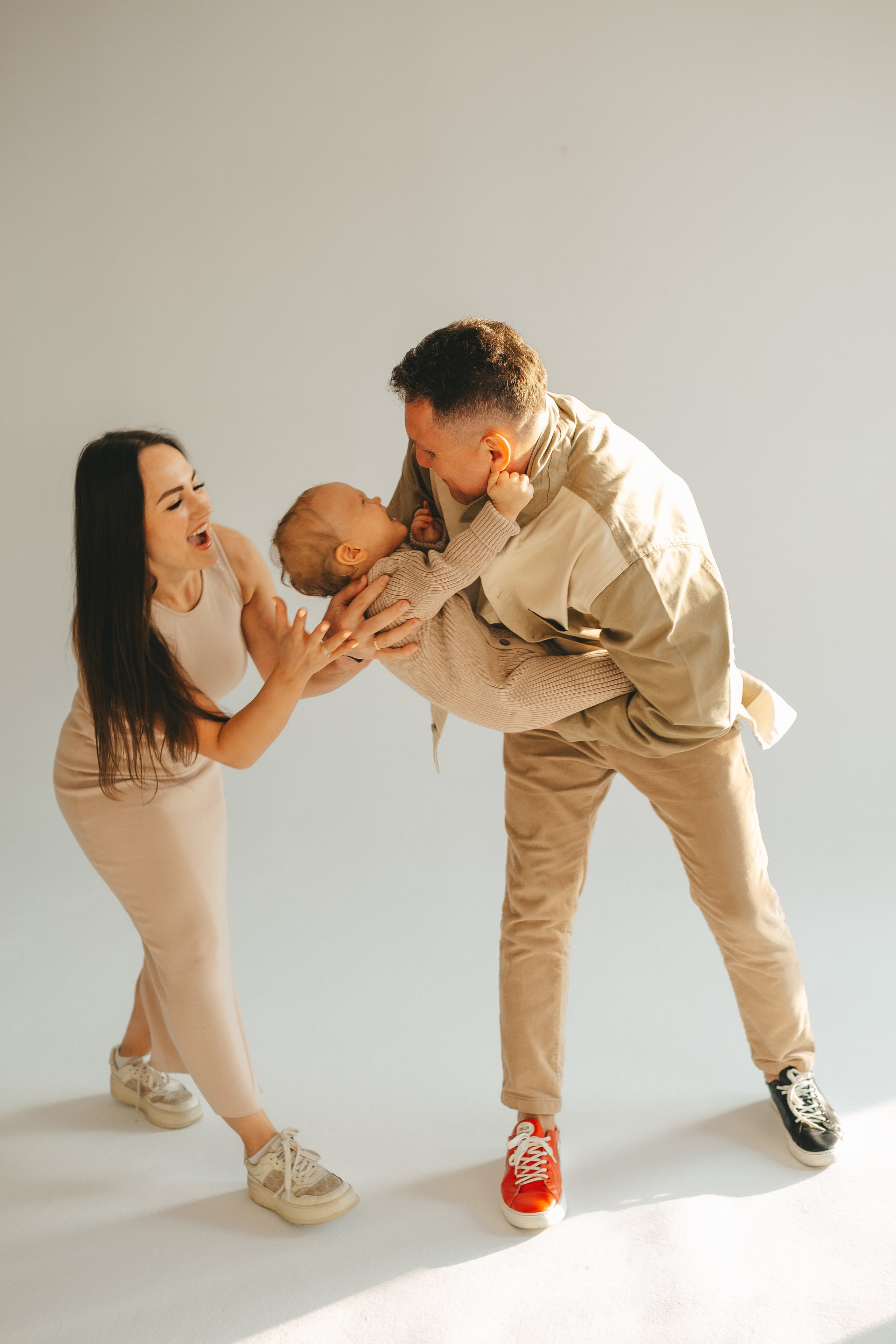 Семейная фотосессия в студии. Семейный и детский фотограф и видеограф в Москве, Дрокина Наталья