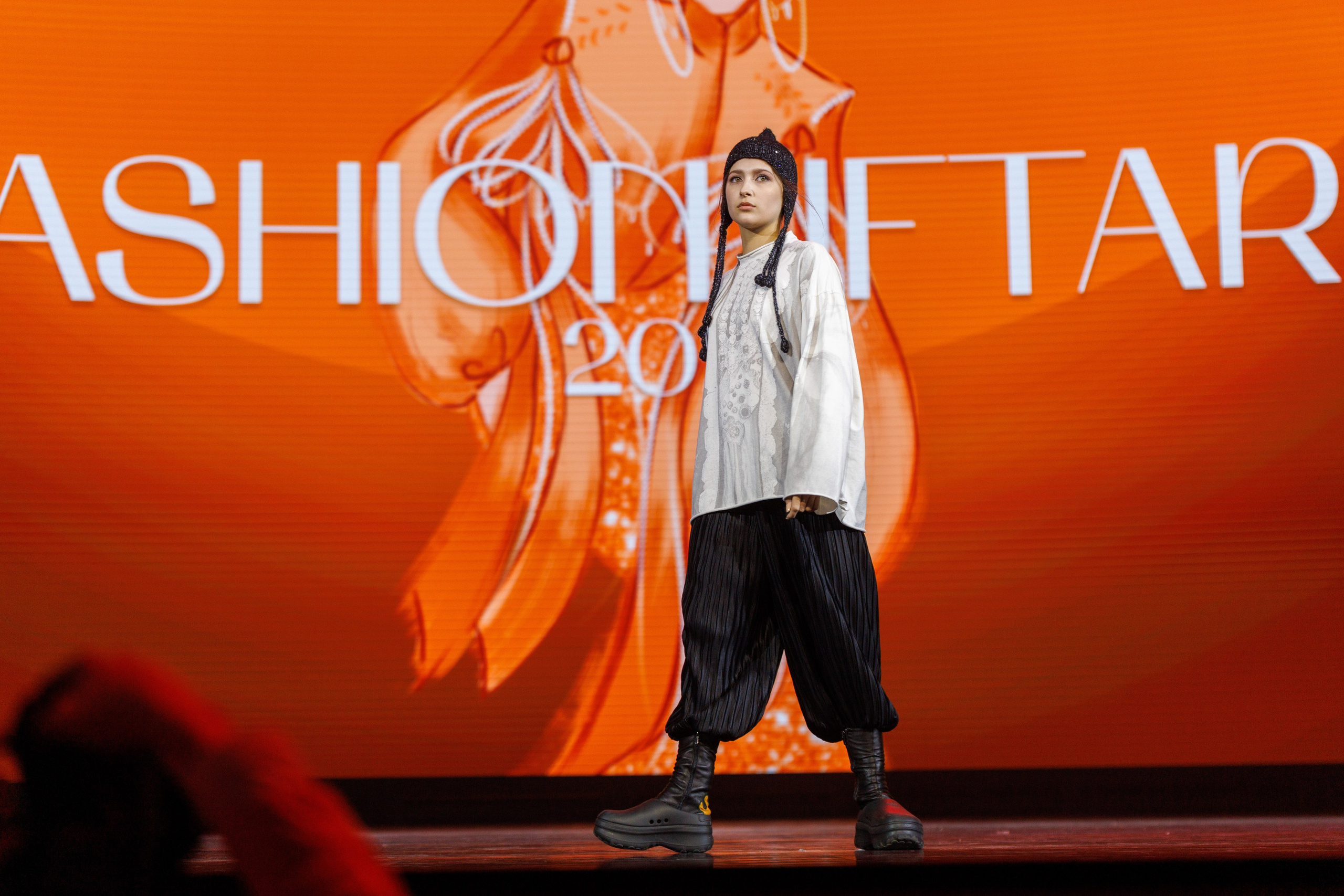 FASHION IFTAR. Showbiz | Fashion | Reportage