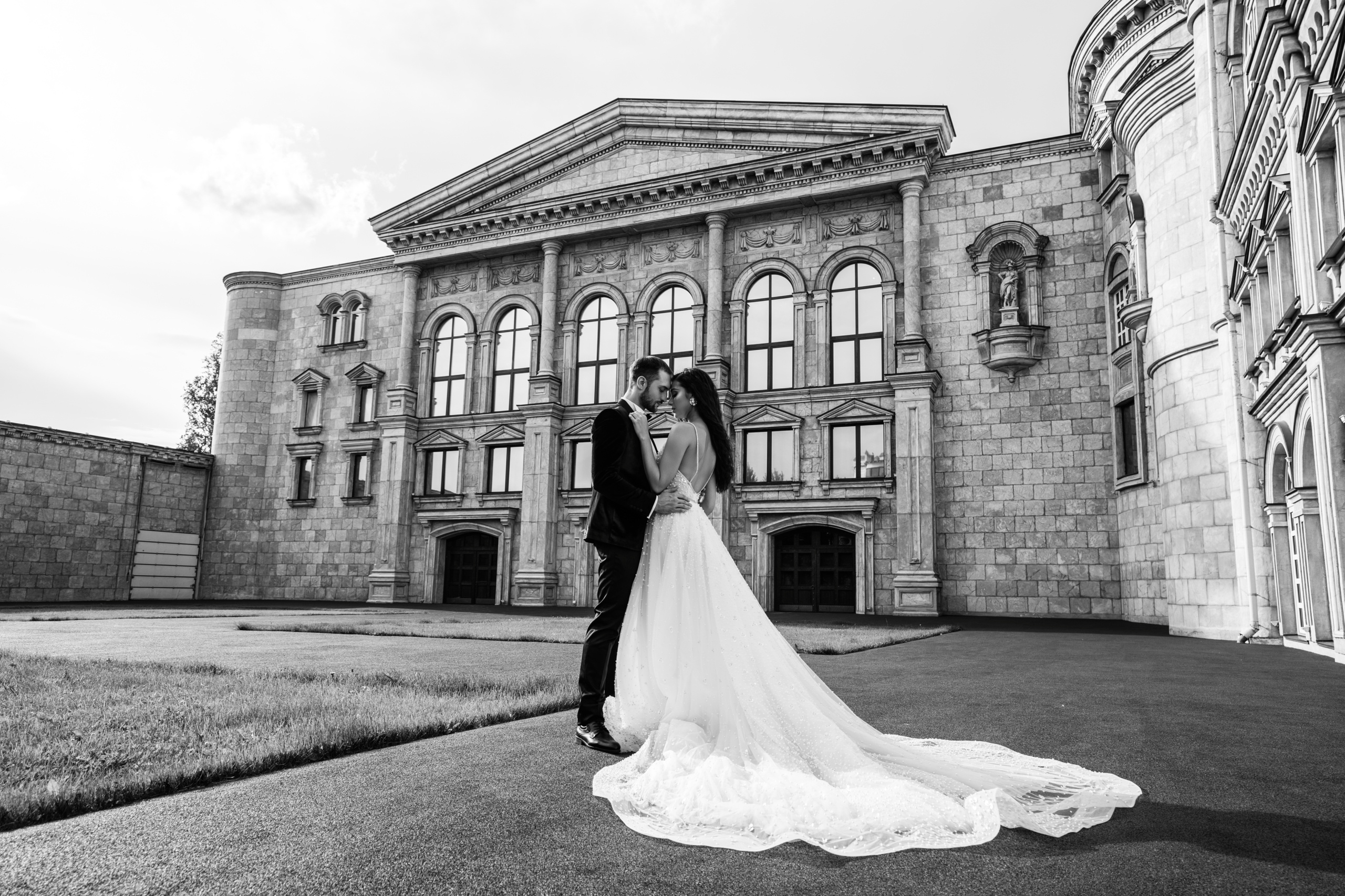 Свадьба Жаворонки Евент Холл. Valeria Coconova Photographer Italy Como Milan