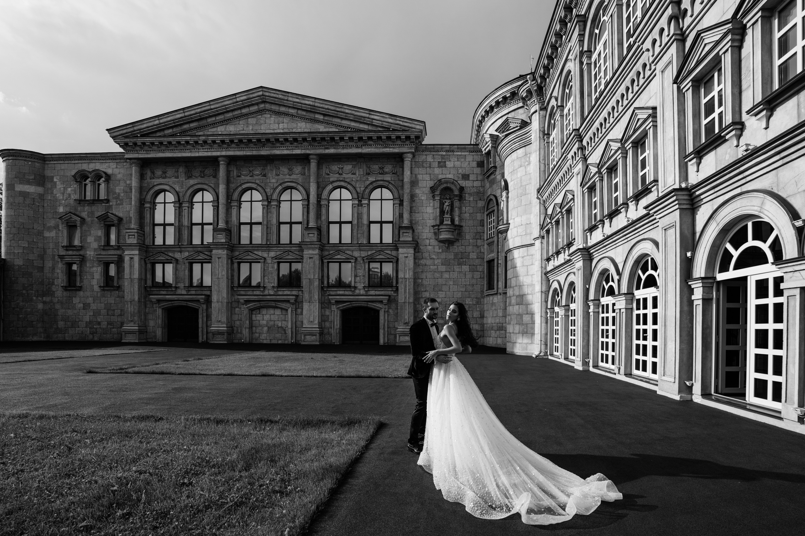 Свадьба Жаворонки Евент Холл. Valeria Coconova Photographer Italy Como Milan