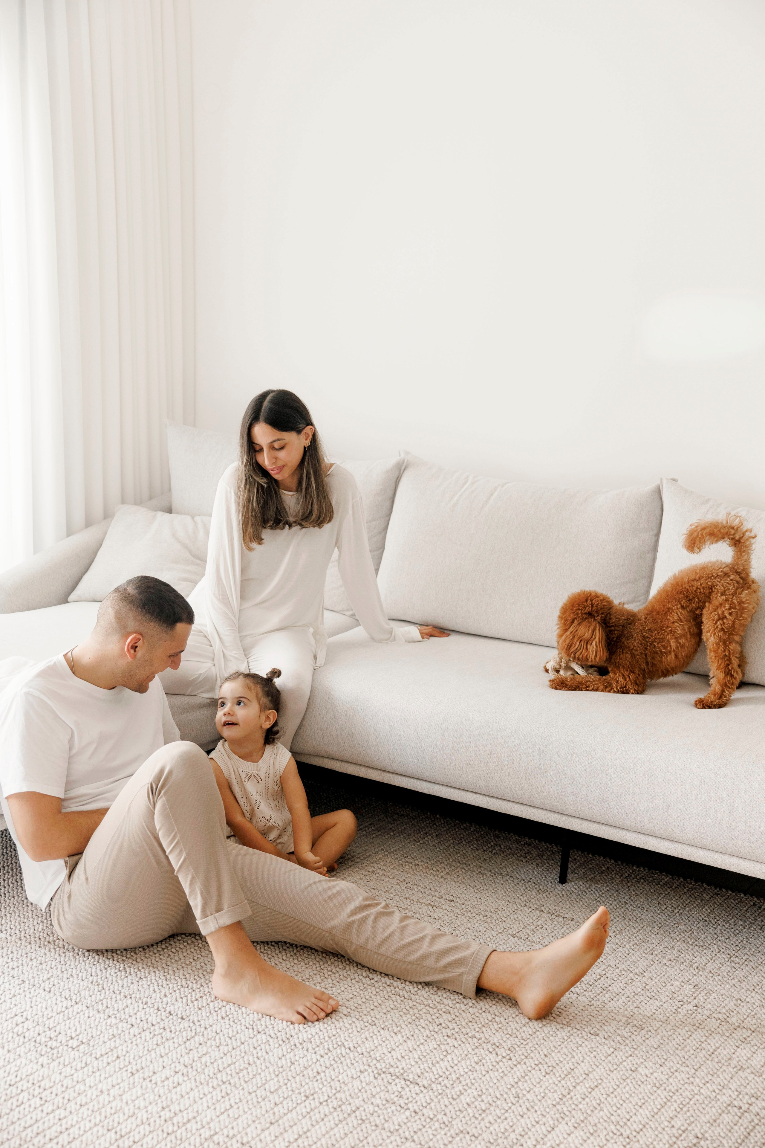 Family photoshoot at home. Главная