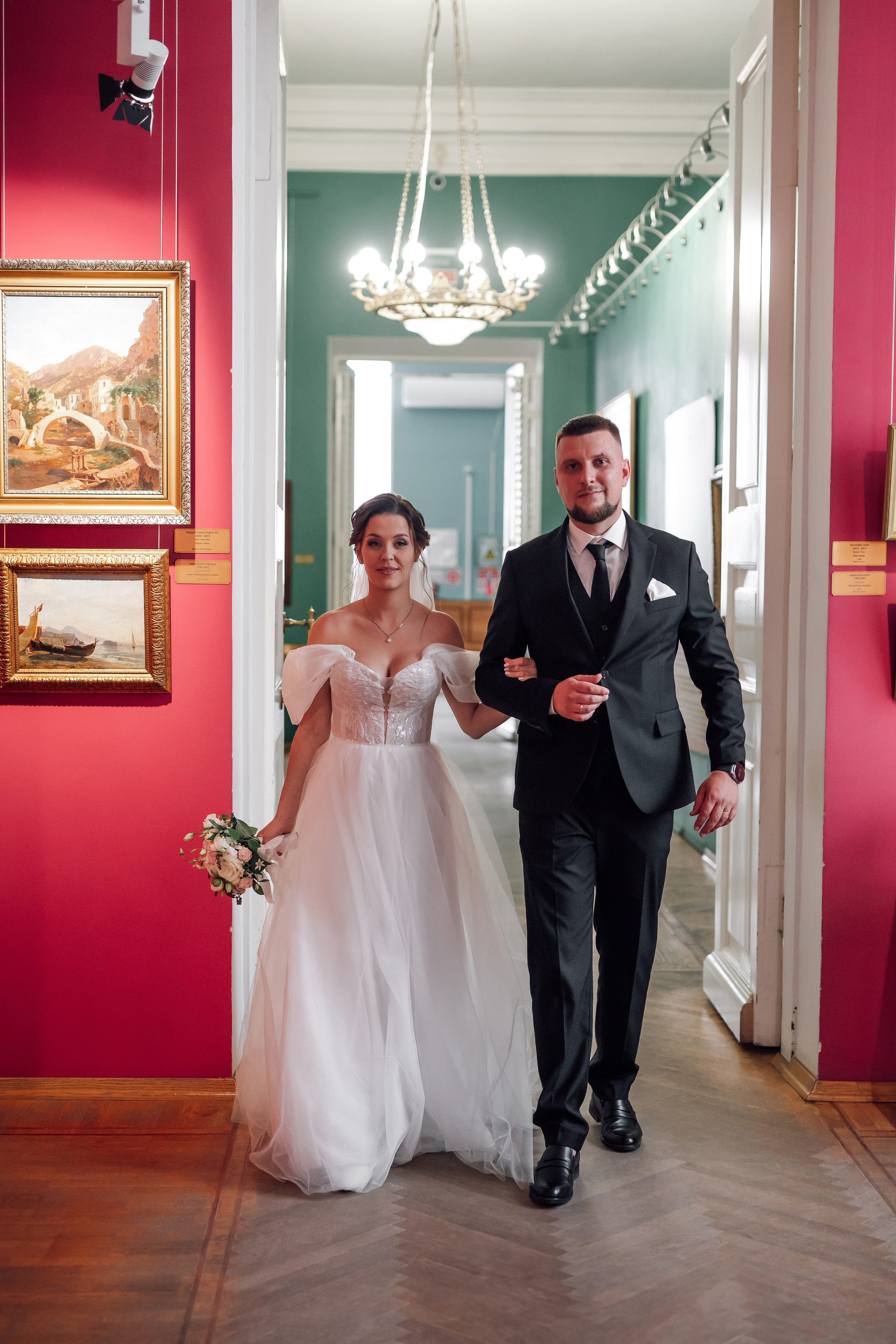 Свадебный день Яны и Максима, прогулка в лесу, Картинная галерея в Тамбове. Свадебный фотограф в Тамбове Павел Четвертков