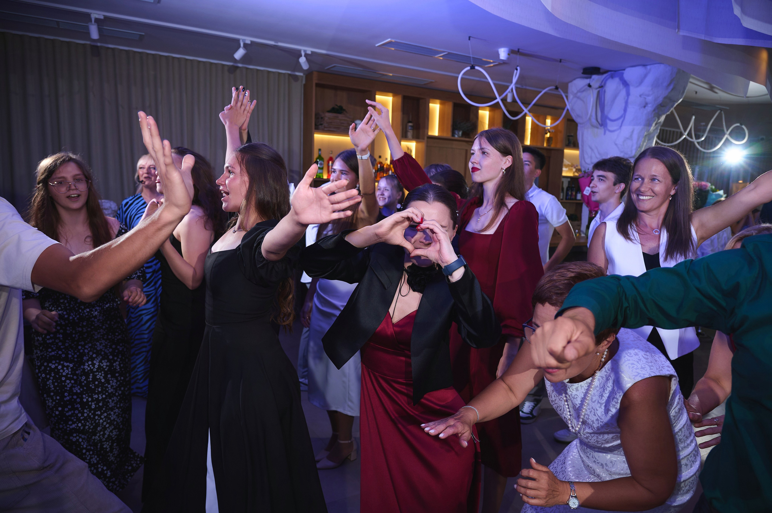 Репортажная съёмка выпускного 9-11 классы. Выпускной альбом Выборг, Каменногорск, Светогорск, Санкт-Петербург