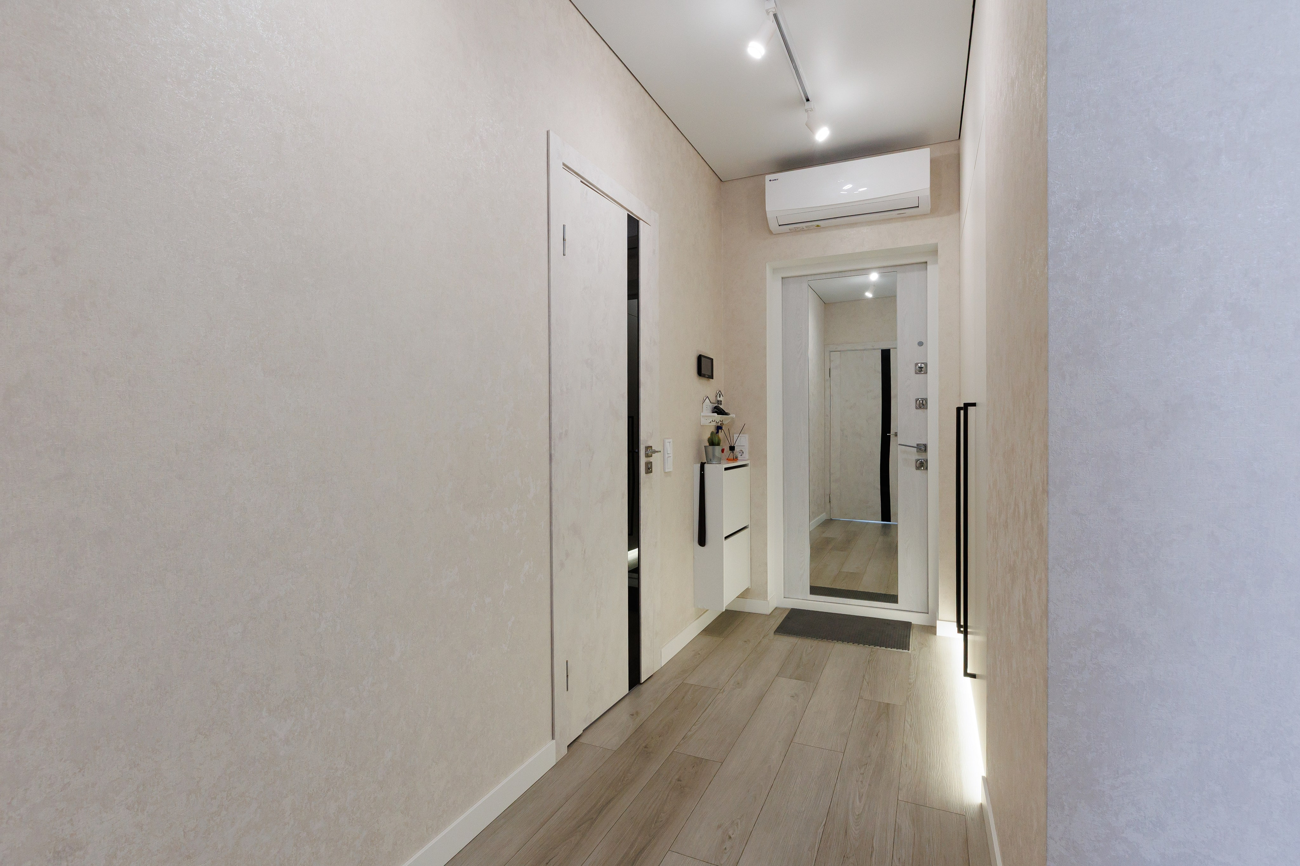 Квартира на проспекте Мира. Репортажный фотограф Минск ❘ Костецкий Илья ❘ Беларусь