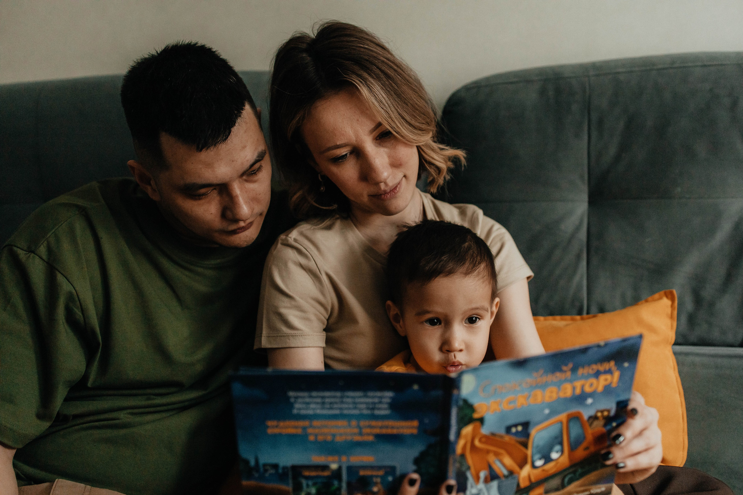 Домашняя фотосессия для Антона, Юлии и Тимура. Семейный фотограф в Москве, Щелково, Фрязино _ Виктория Степанова