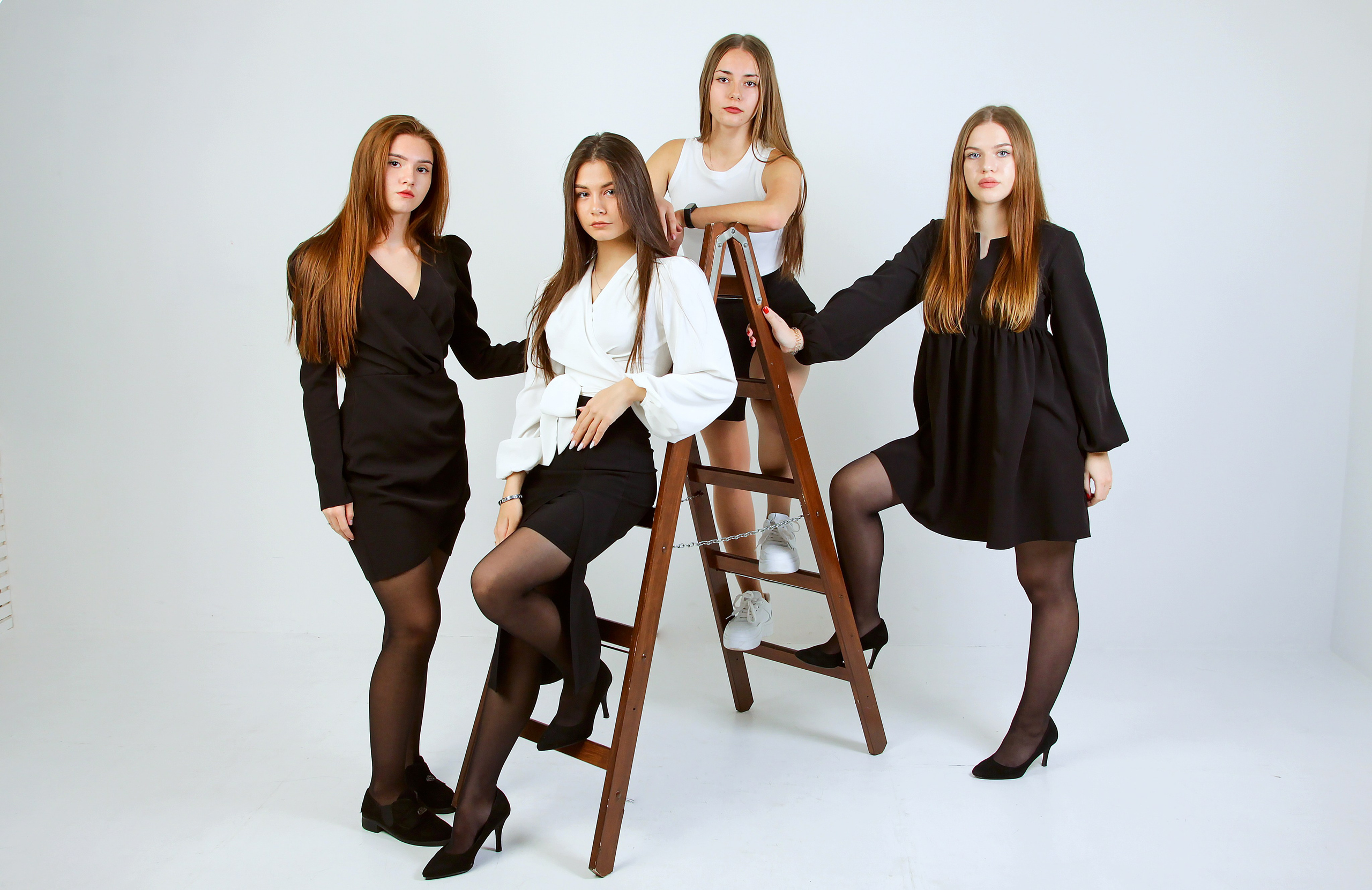 ФОТОСЕССИЯ ДЛЯ ВЫПУСКНИКОВ 35 ШКОЛЫ Г. ТАГАНРОГА. Выпускные альбомы в Таганроге и Ростовской Области