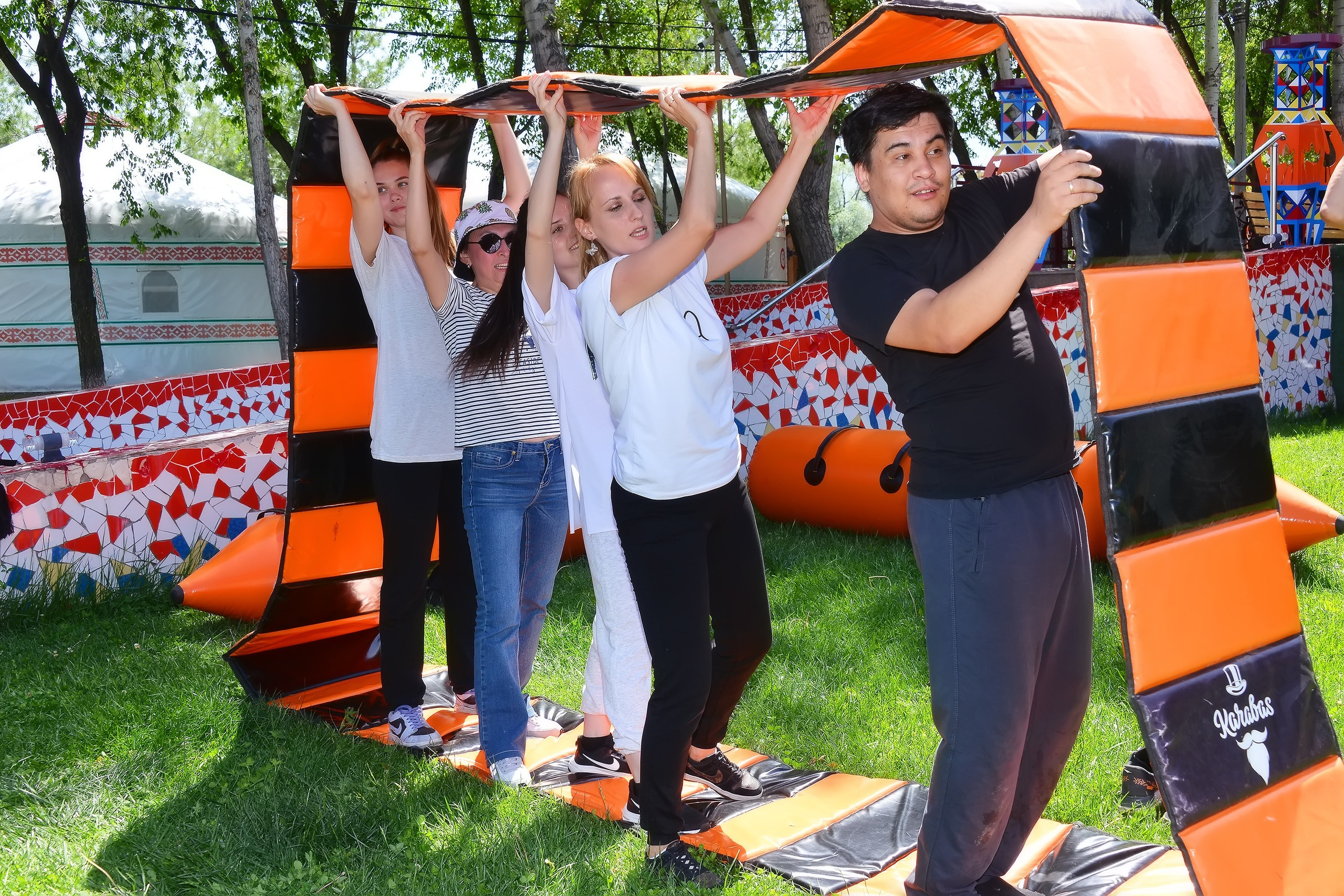 Тимбилдинг-1. Фотосъёмка. Фотограф Сергей Авдеев-семейный и детский фотограф в Алматы