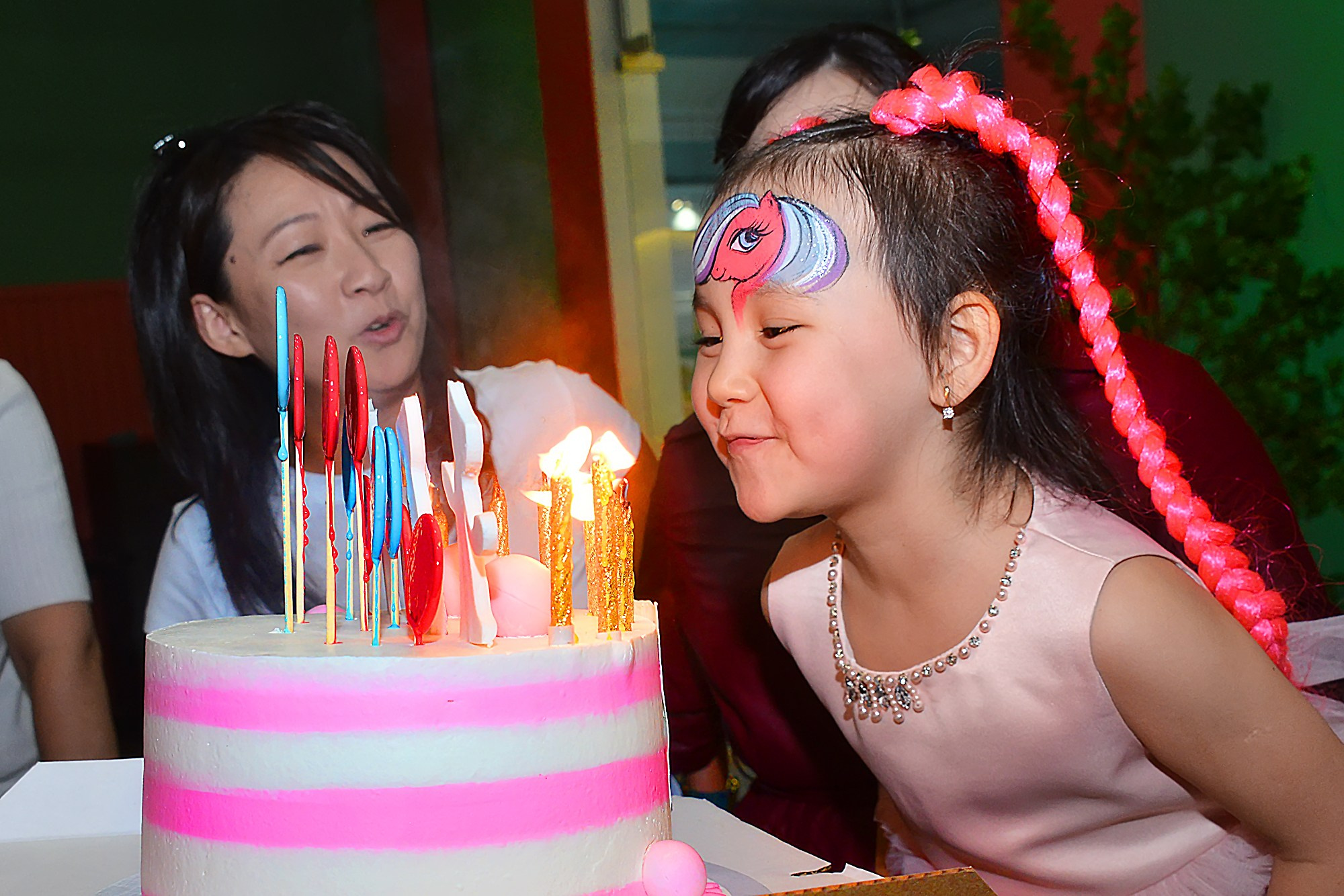 Дети-6 (Айлин-8 лет). Фотосъёмка. Фотограф Сергей Авдеев-семейный и детский фотограф в Алматы