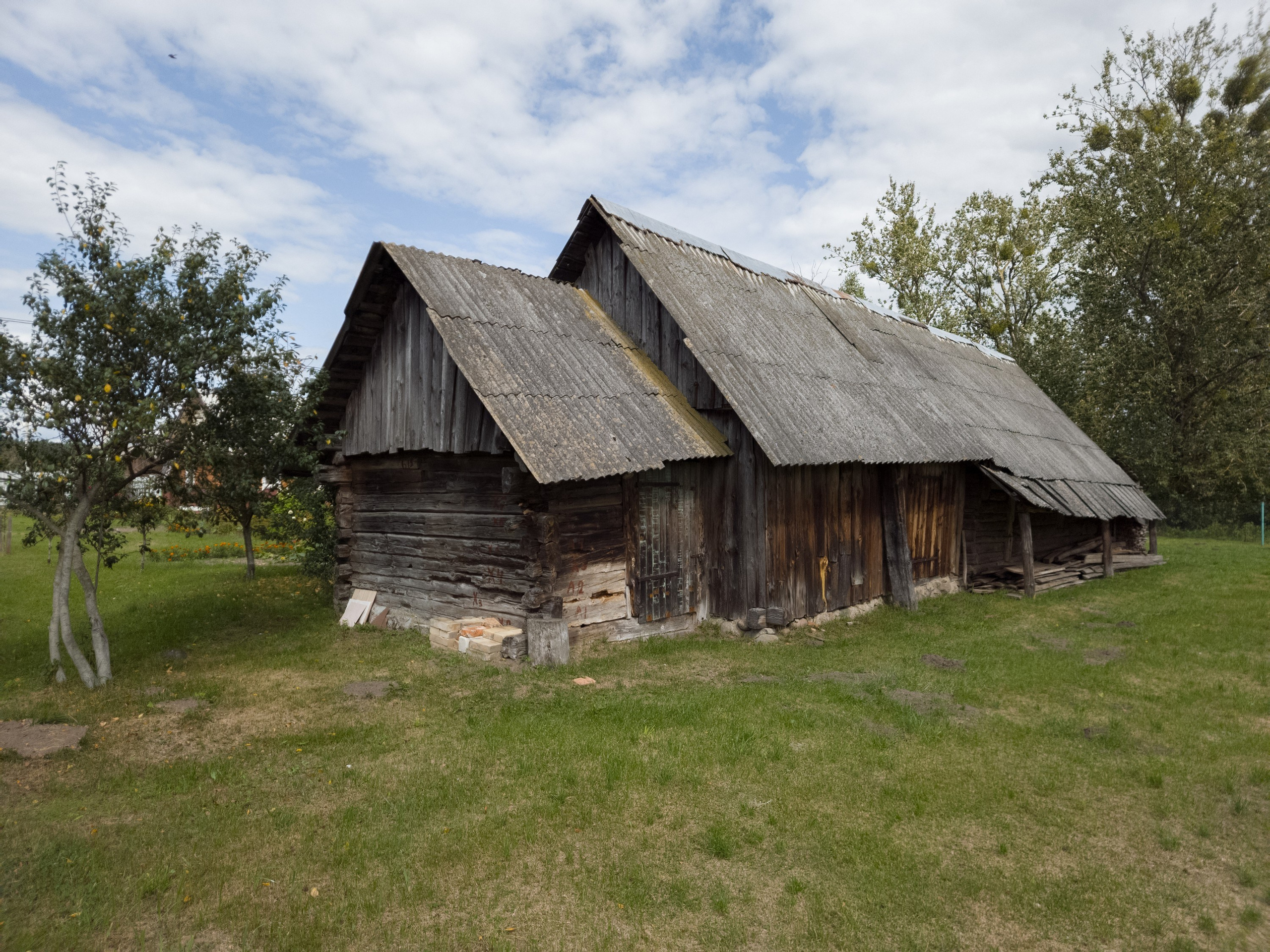 Home.land. Künstler Verstecktoff