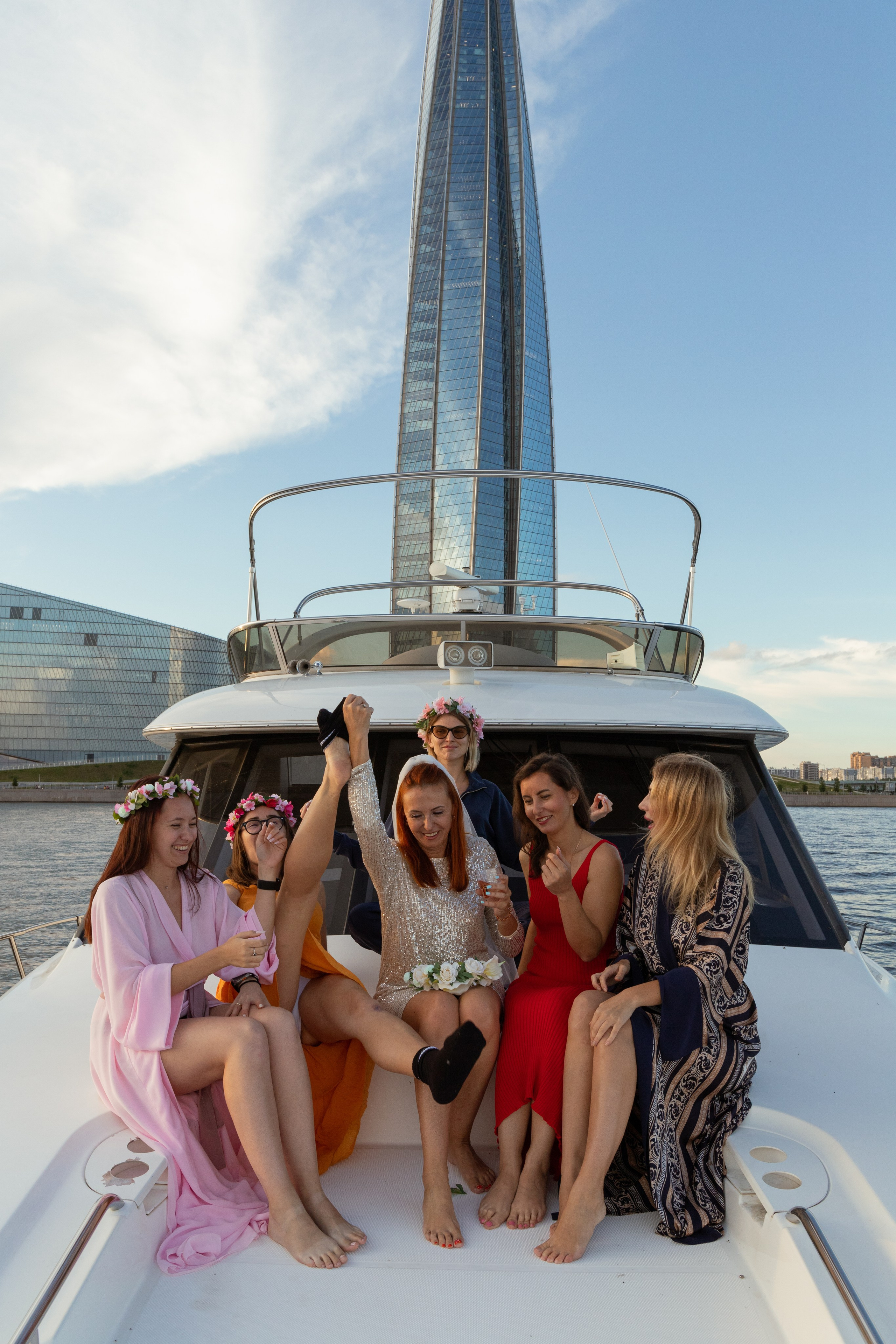 Девичник на яхте. Утонченный фотограф в Санкт-Петербурге Ксения Пелевина