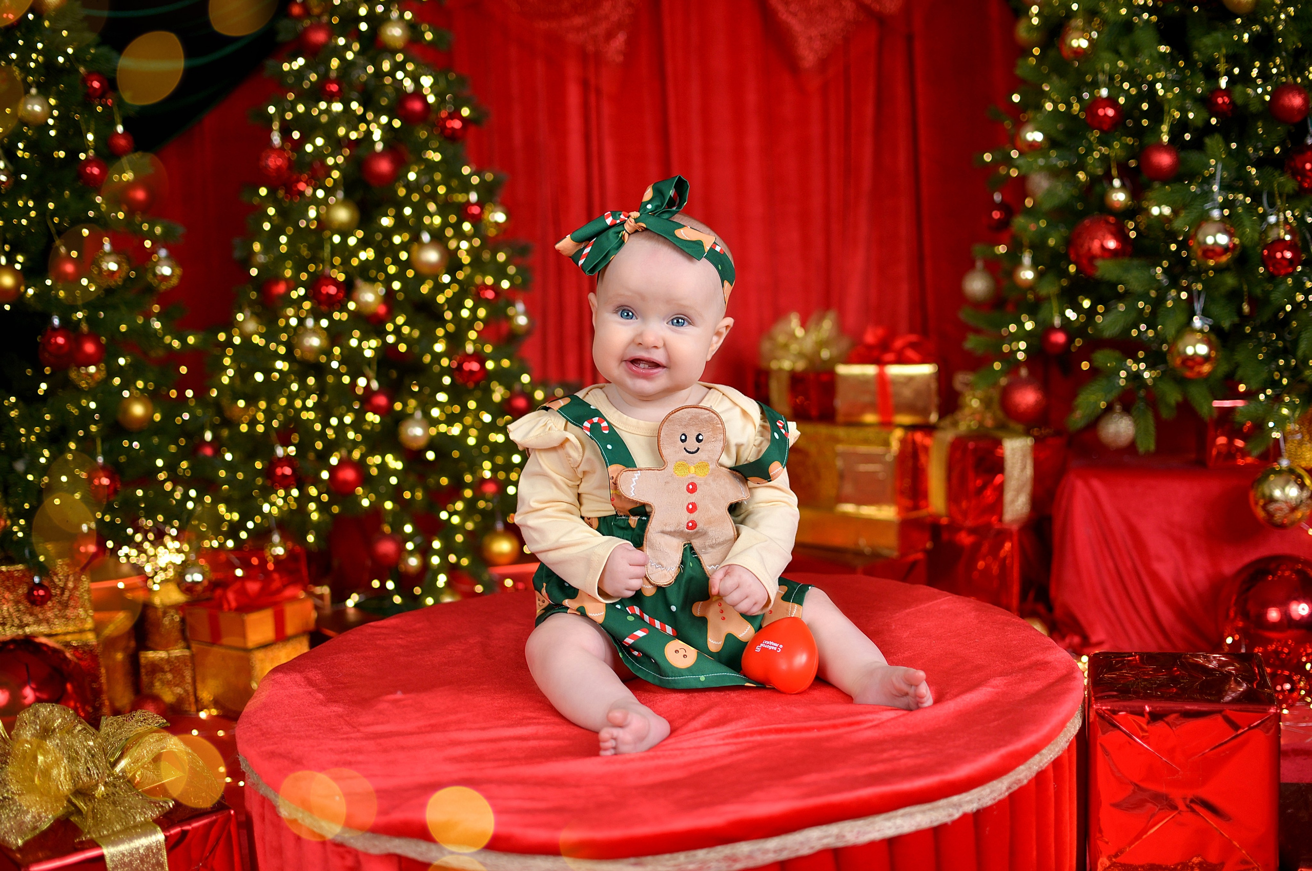 Новогодняя семейная фотосессия в Краснодаре 2023-2024. Фотограф новорожденных Краснодар Малышенко Надежда