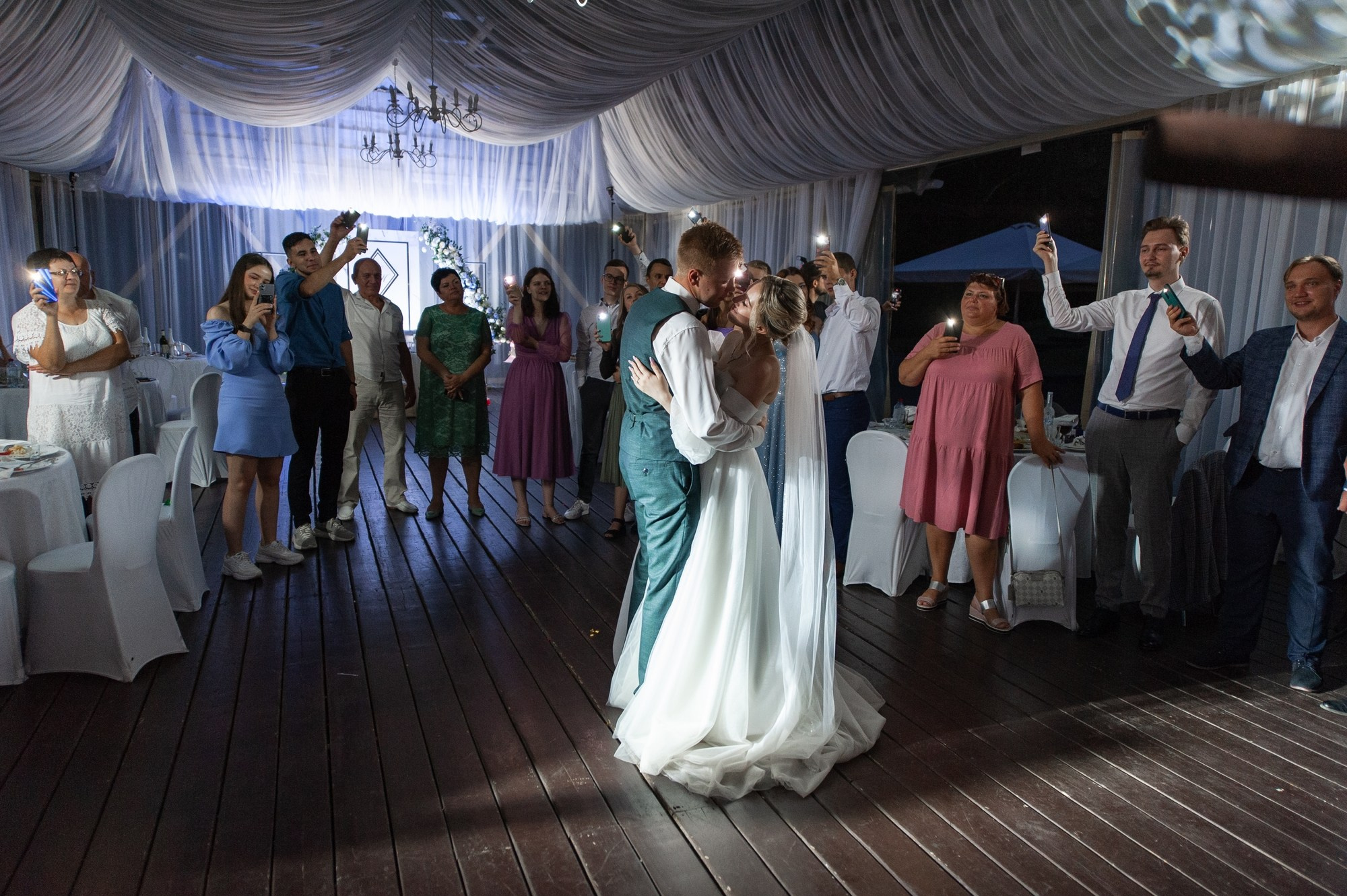 Омская Аврора. Свадебный и семейный фотограф в Омске Мормулев Михаил