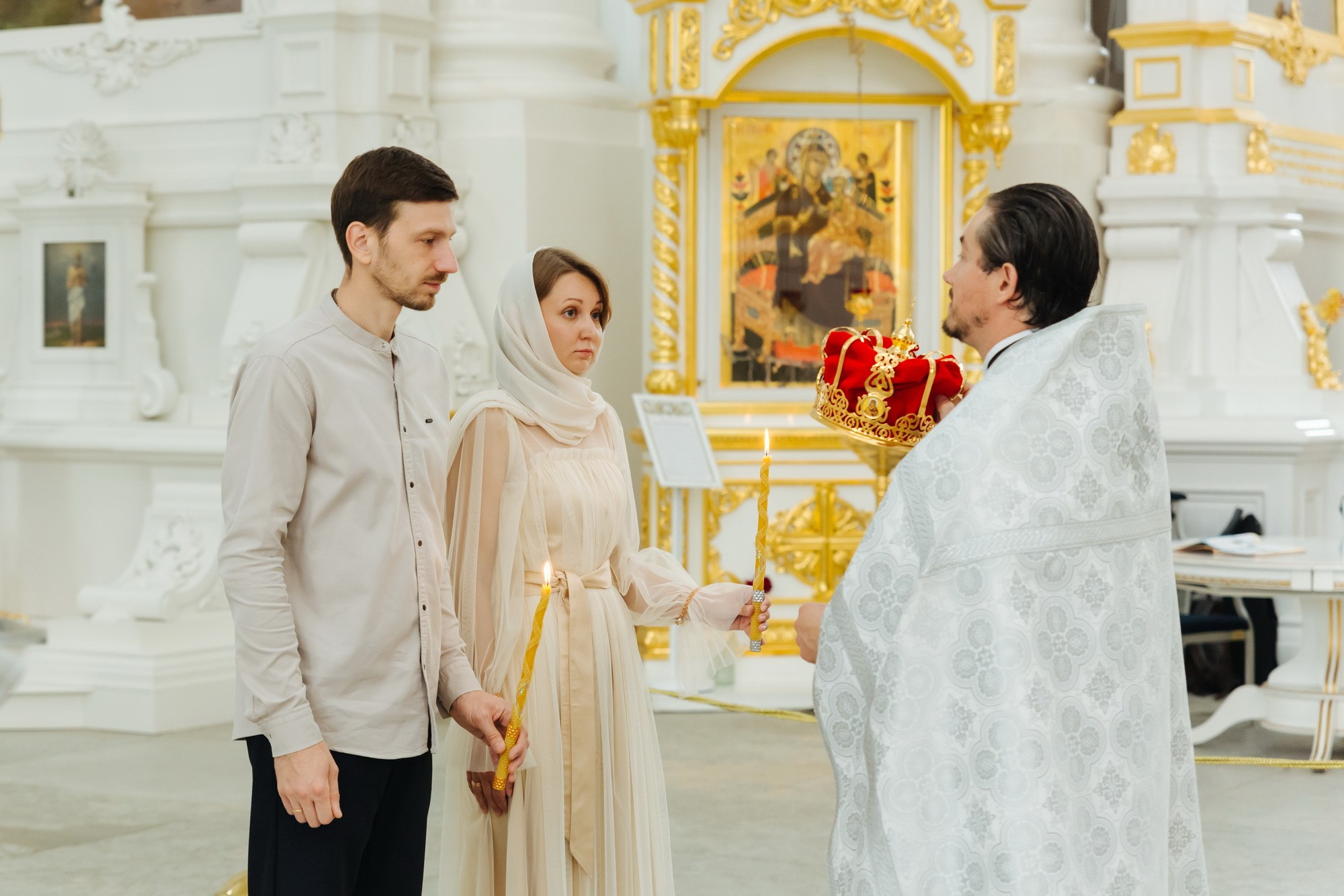 где лучше венчаться спб, смольный собор, сколько стоит венчание, лучший храм церковь для венчания, стоимость венчания в смольном соборе, фотограф на венчание, обвенчаться в Питере, смольный собор как обвенчаться