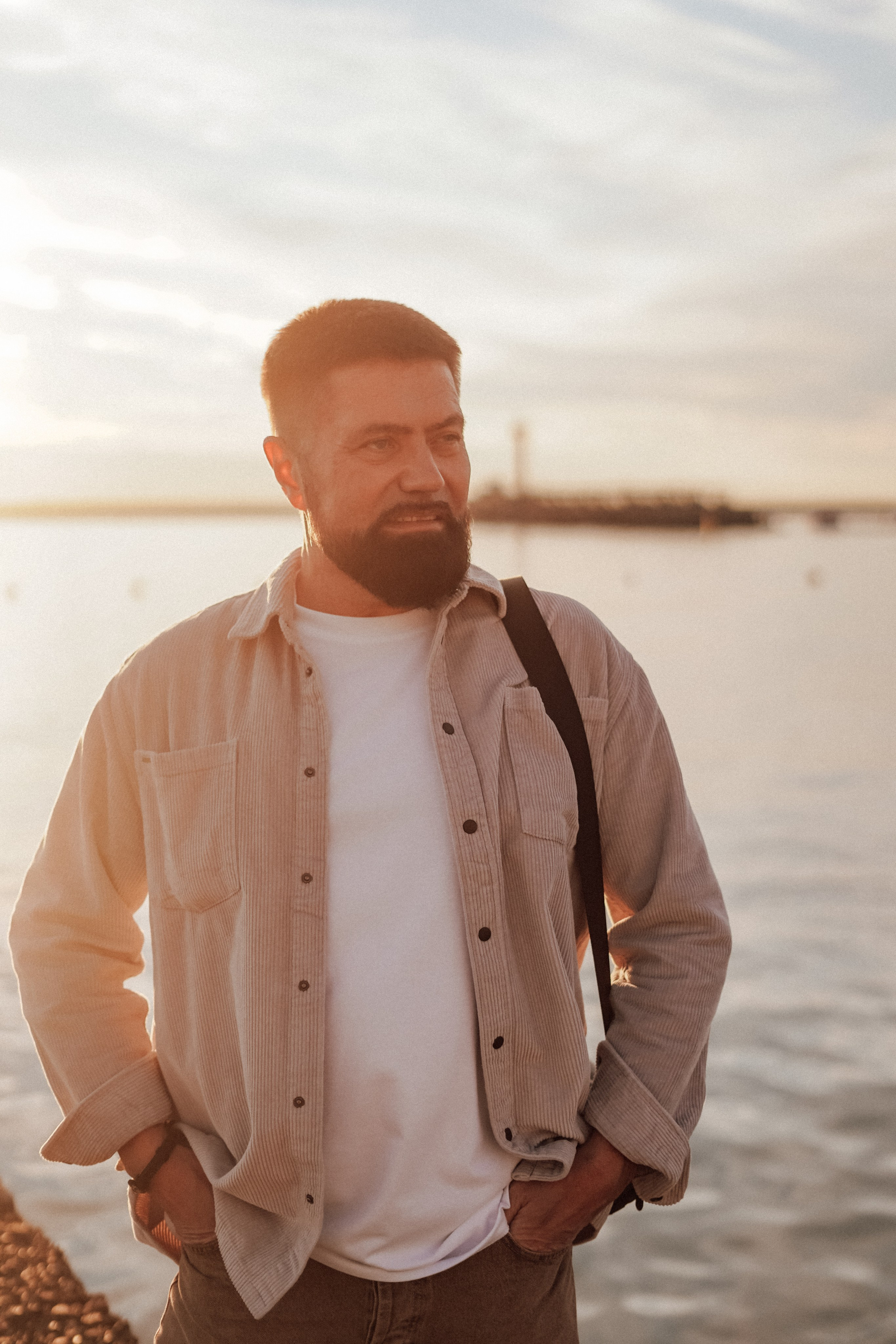 Фотосессия для Николая в морпорту и на ж/д вокзале Сочи. Фотограф в Сочи и Абхазии | Фототуры | September Air