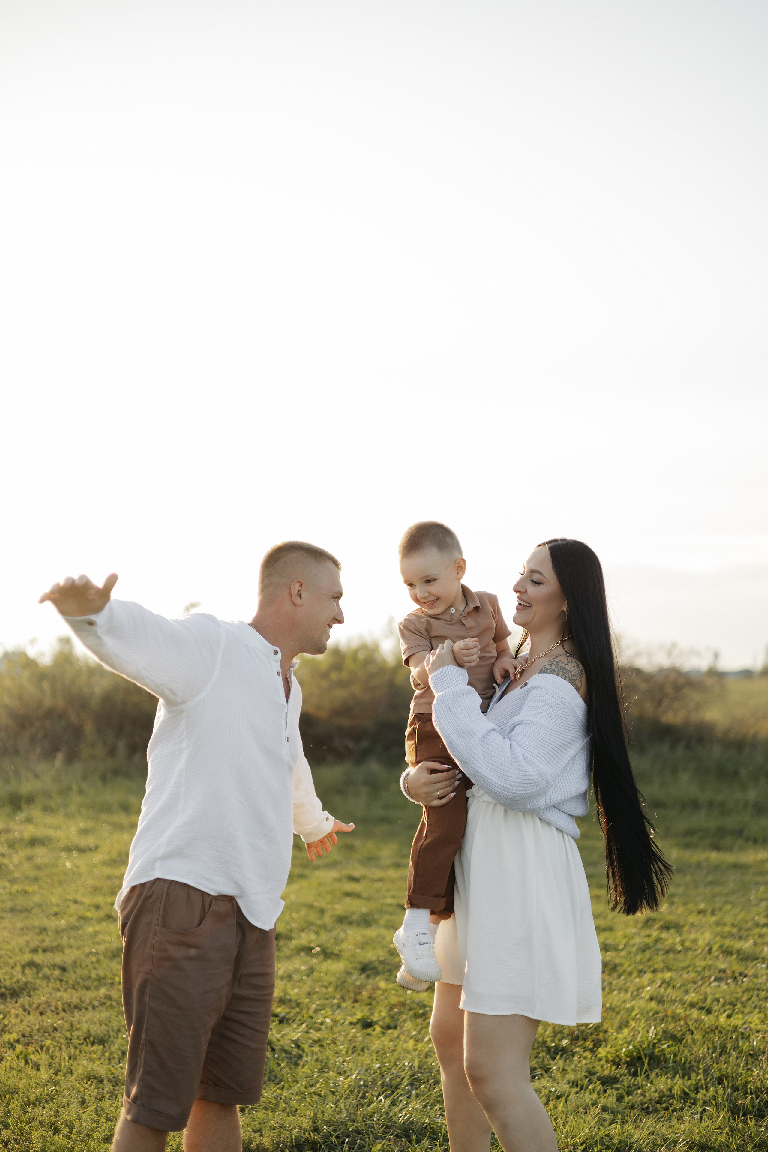 Вика, Артем и Ярик. Свадебный фотограф в Пскове и Санкт-Петербурге | Анна Голикова