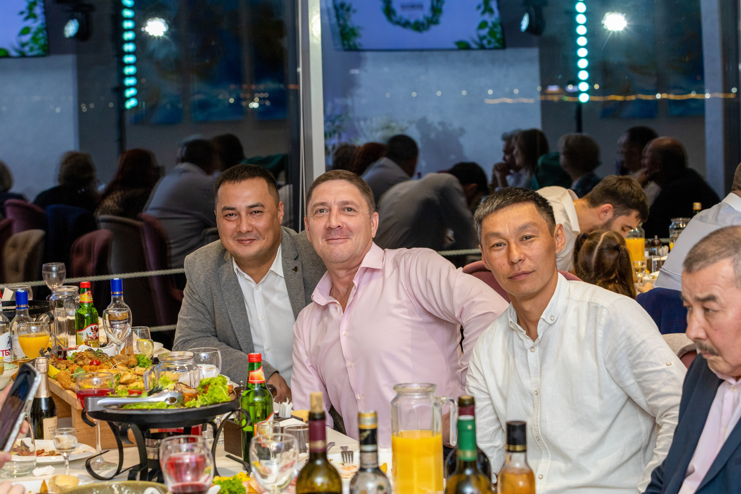 Банкет Иван и Даниэла. Репортажный фотограф Анапа