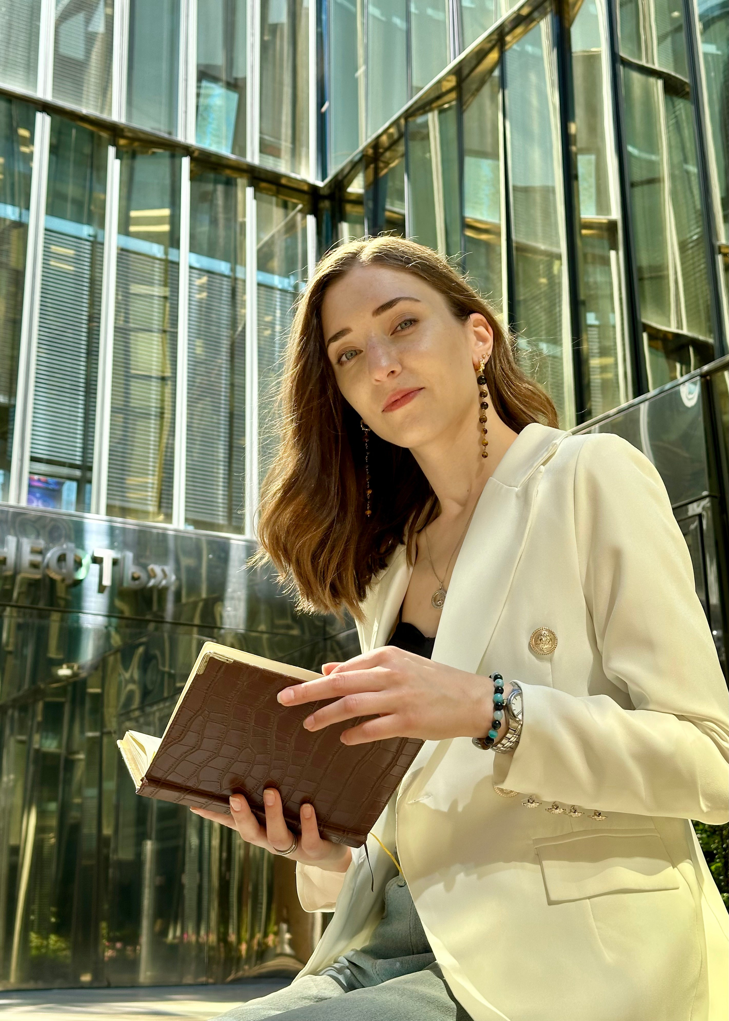 Прогулка Астория — Зеркальный дворик — Новая Голландия. КОНТЕНТ |БРЕНД фотограф Санкт-Петербург — Жанна Олтаржевская