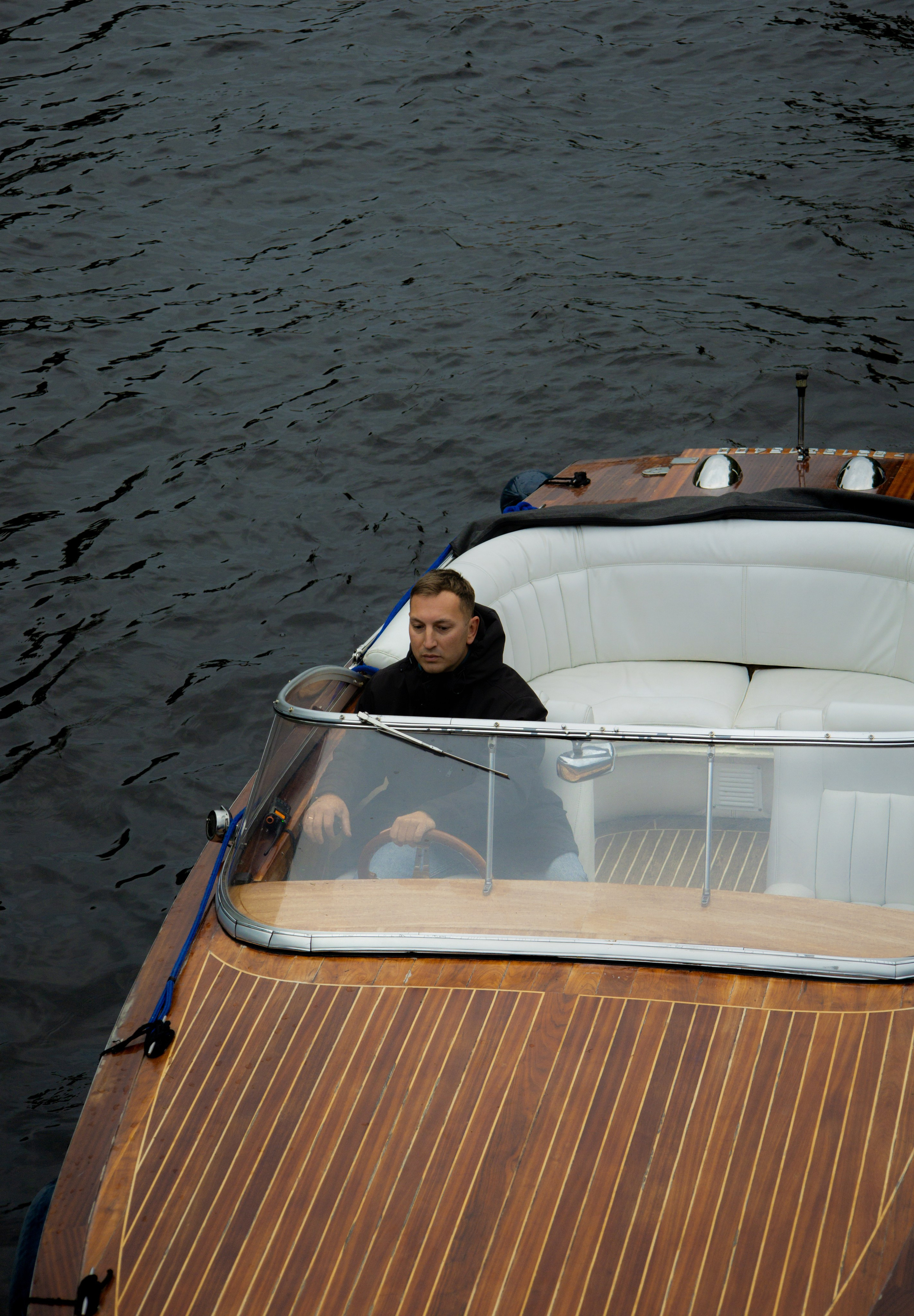 По рекам и каналам…