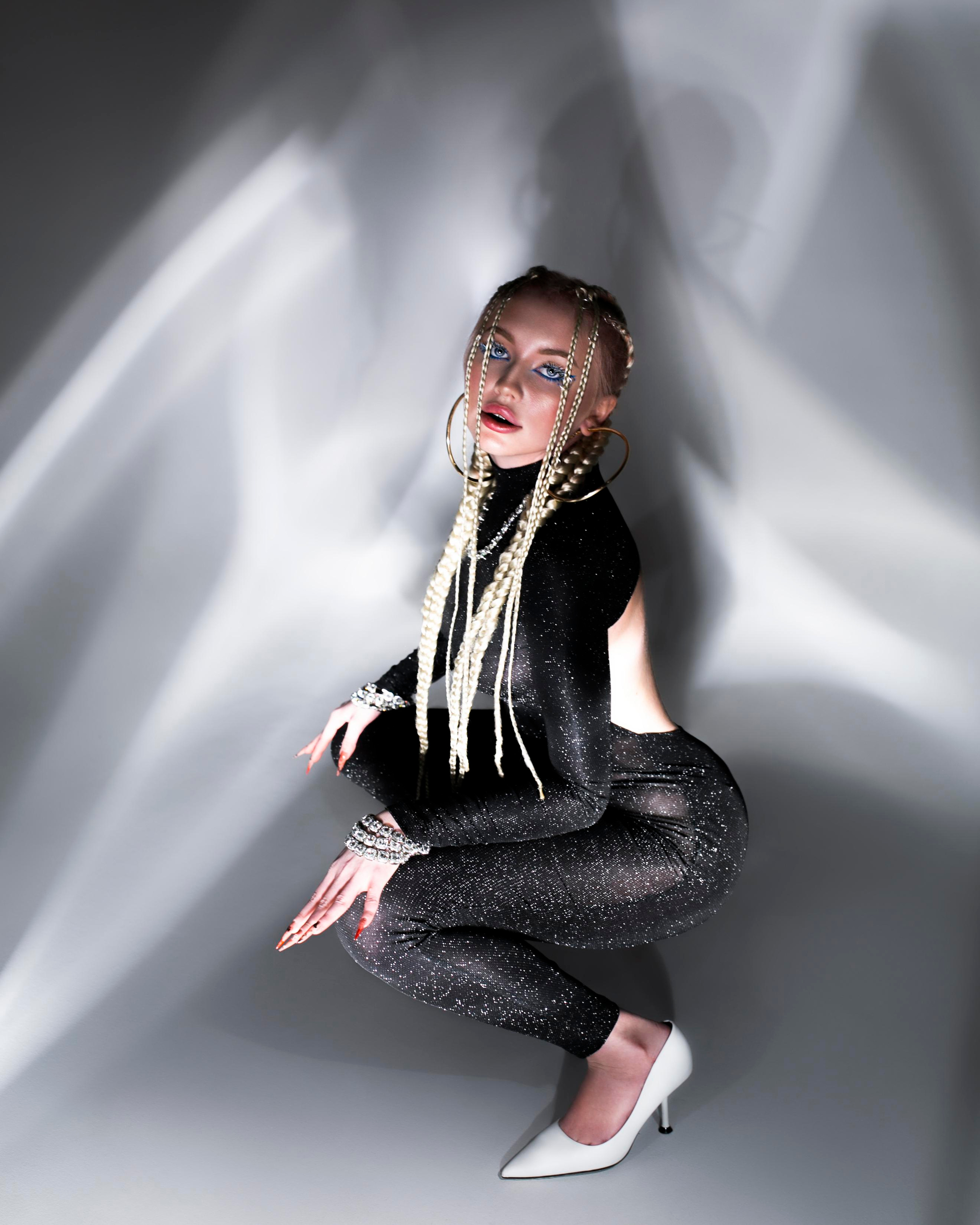 Нина. Акимова Кэт