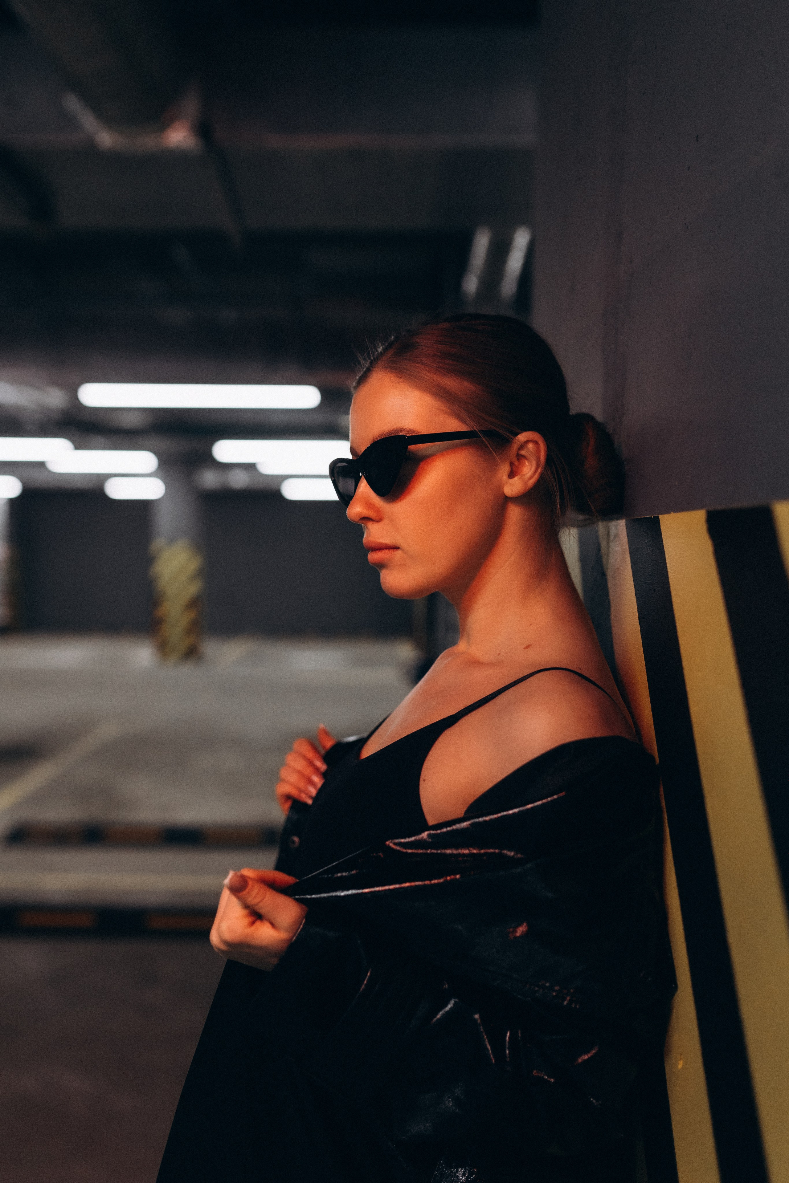 Наташа и парковка. Фотограф Артем Бросов в Санкт-Петербурге и Дубае