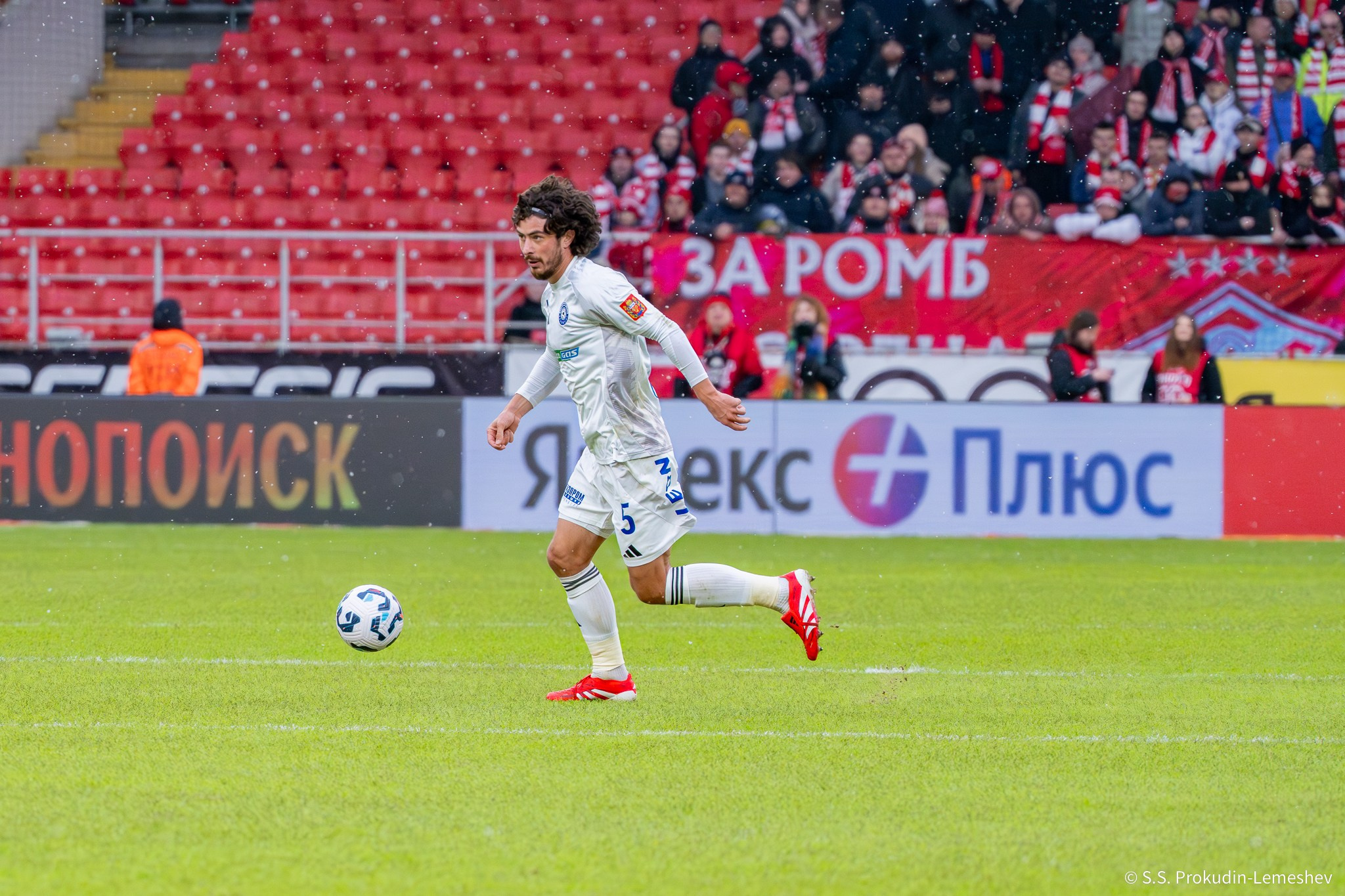 Спартак-Оренбург. Фотограф. Репортаж. Спорт. Концерты и мероприятия