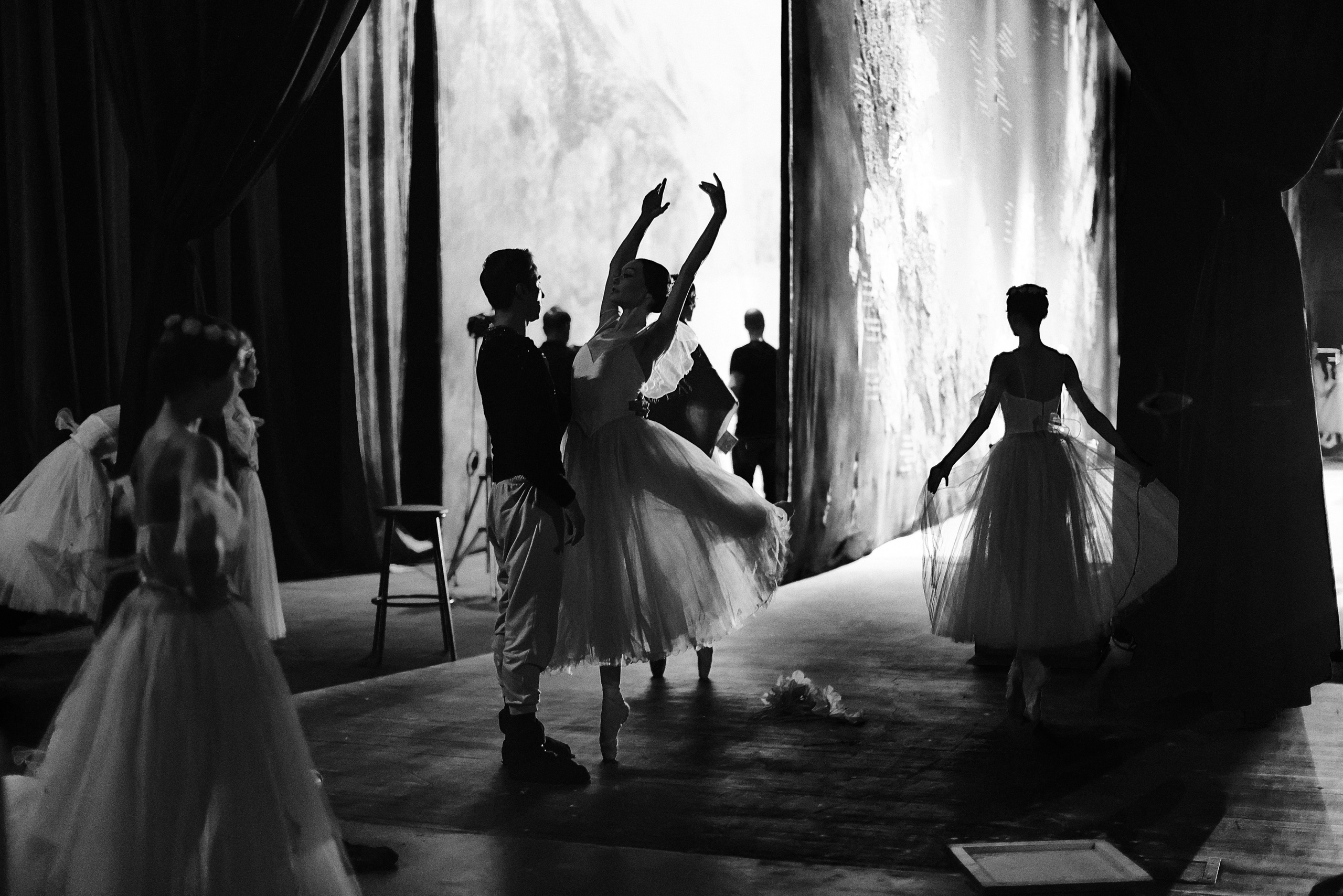 Закулисье балета «Жизель», Театр классического балета Н. Касаткиной и В. Василёва. Наталья Алексеенко. Фотохудожник в Москве. Репортаж, портрет, стрит