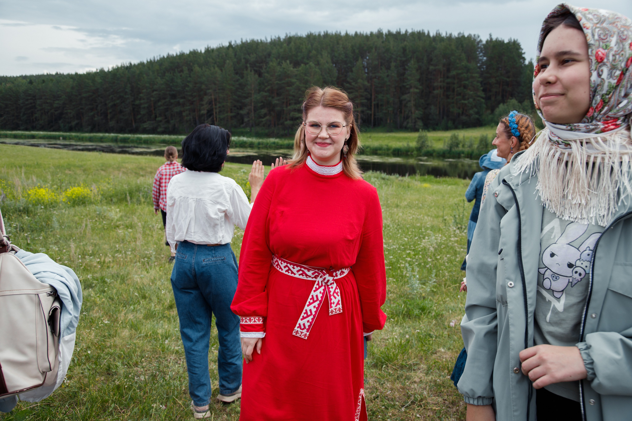 Свадьба Солнца и Земли в деревне Никонова. Репортажный фотограф с душой путешественника