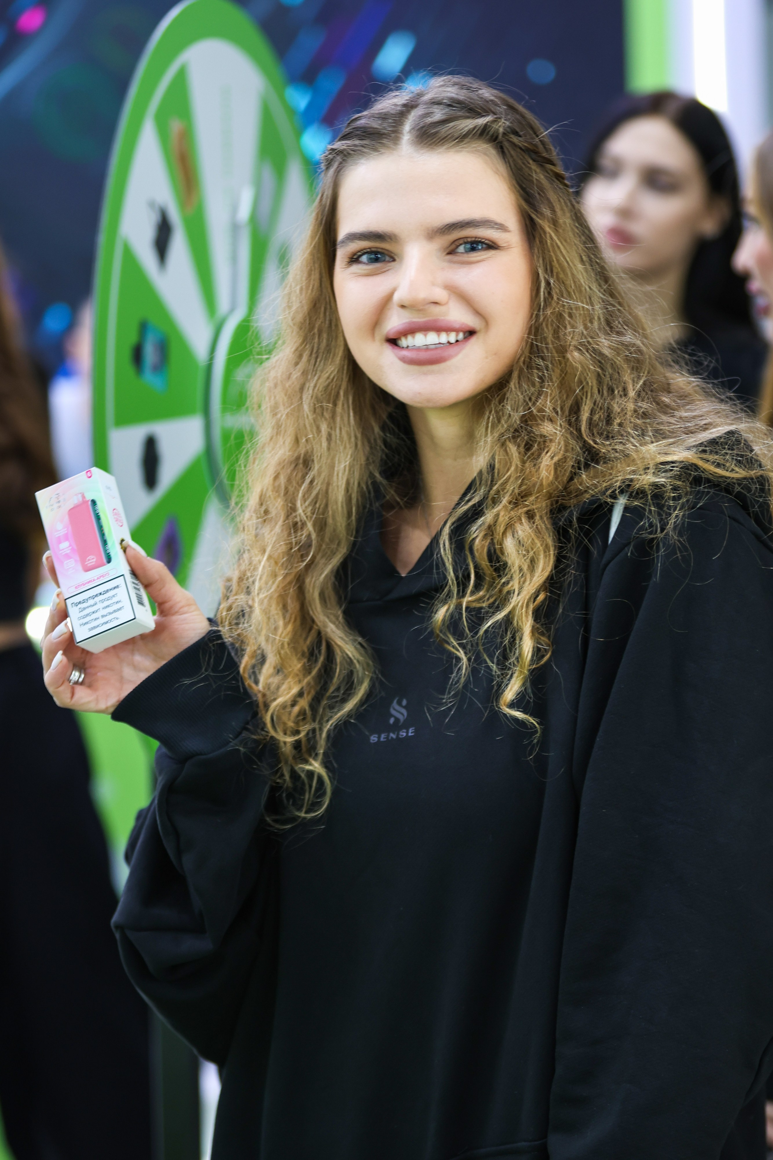 Стенд Hyppe на Vape Club Show. Фотограф Дарья Попова