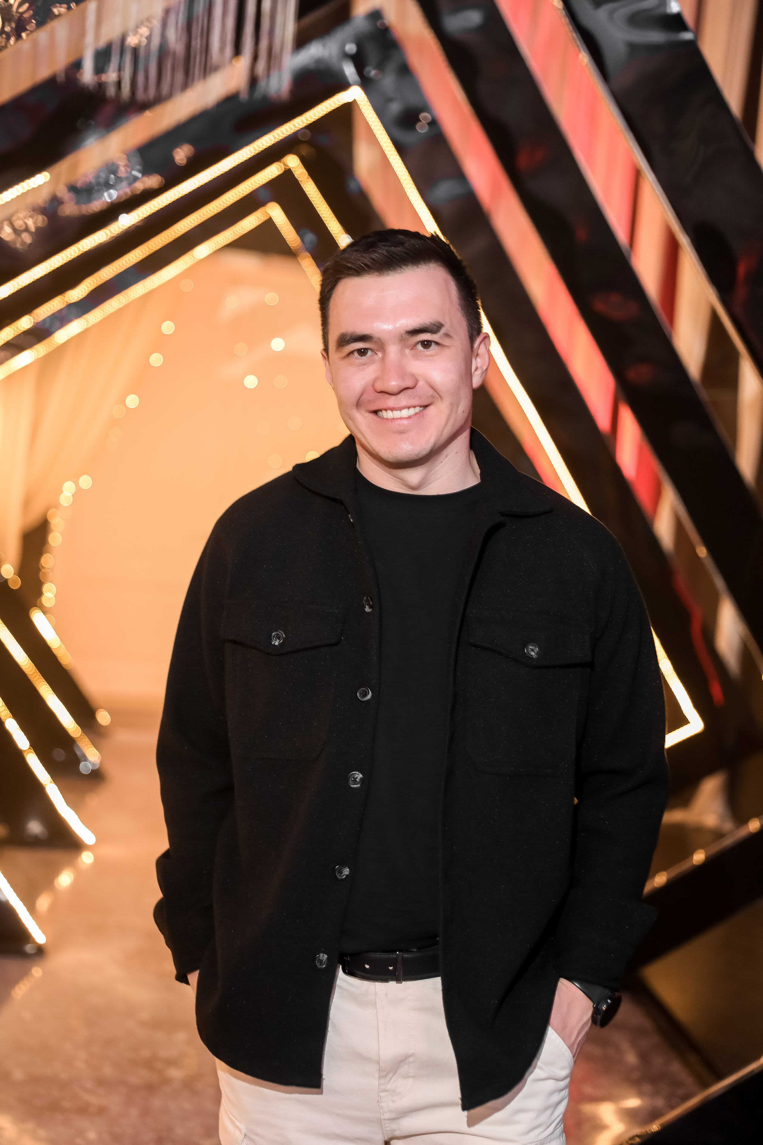 Happy Birthday КОММУНИКАТОР. Photographer Viktoriya Markushina «My world throug»