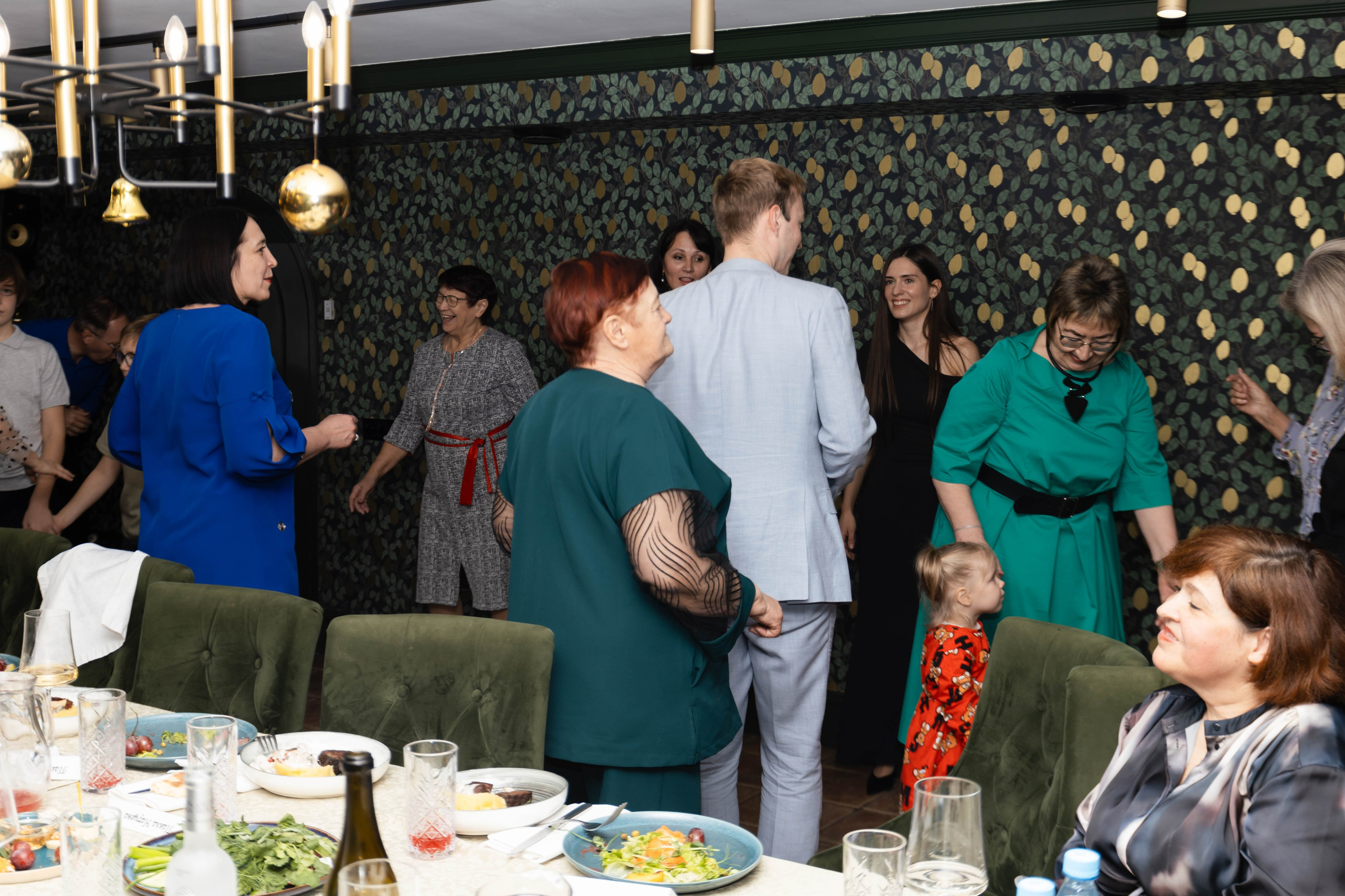 Юбилей Ольги Ивановны. Семейный фотограф Софи Симакова в Волгограде и Волжском