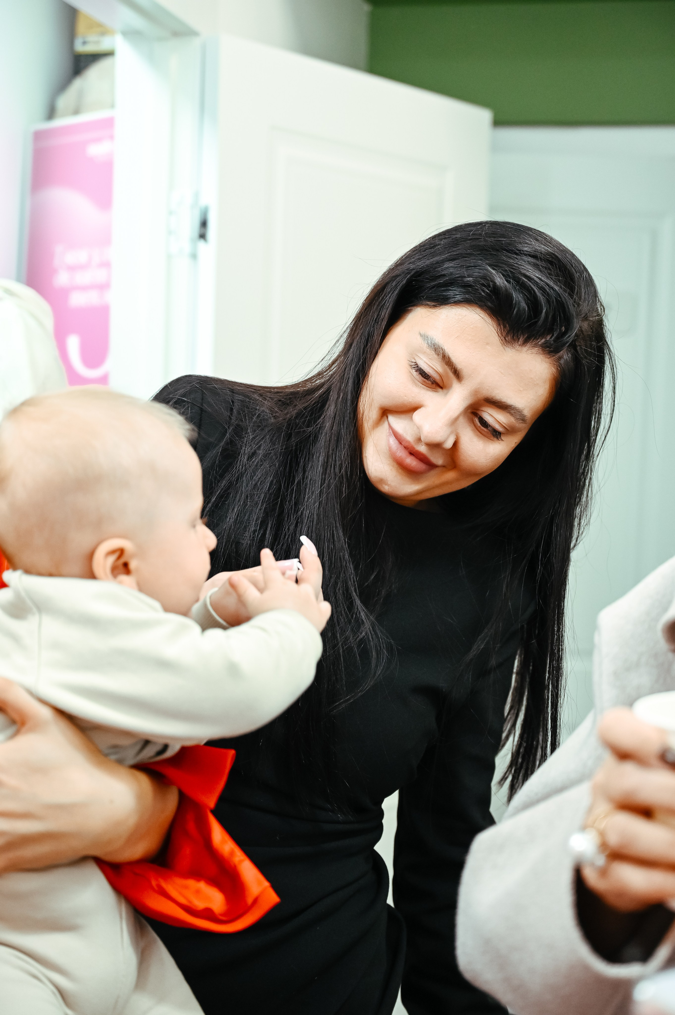 Открытие стоматологии Smile Is. Анастасия Петрович фотограф, фотокорреспондент в Москве и Санкт-Петербурге. Фотосъёмка репортажа, мероприятия, корпоративная съёмка, контент