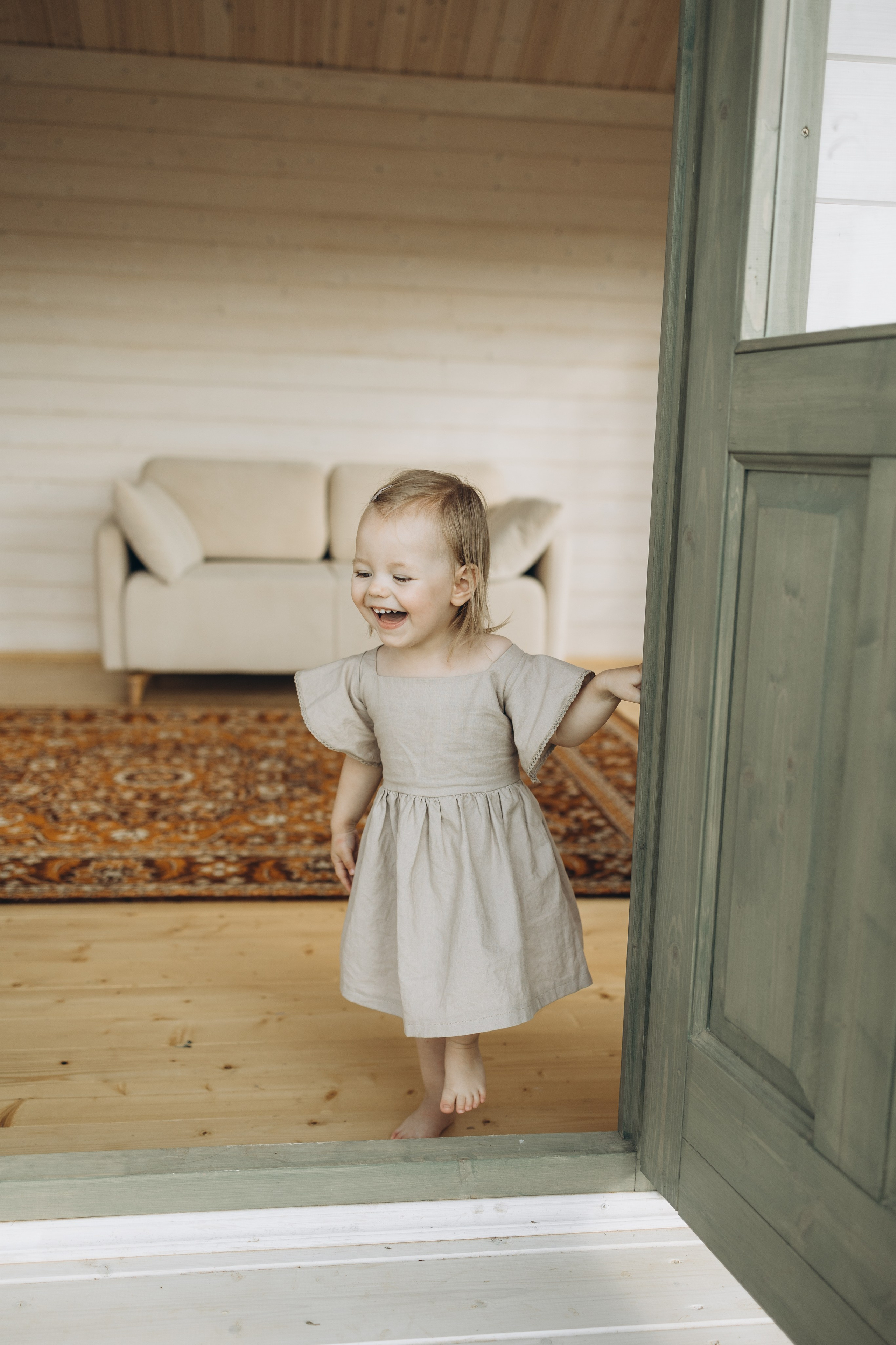 Оля и Мирослава Беседка. Семейный фотограф в Москве Виктория Ястребинская