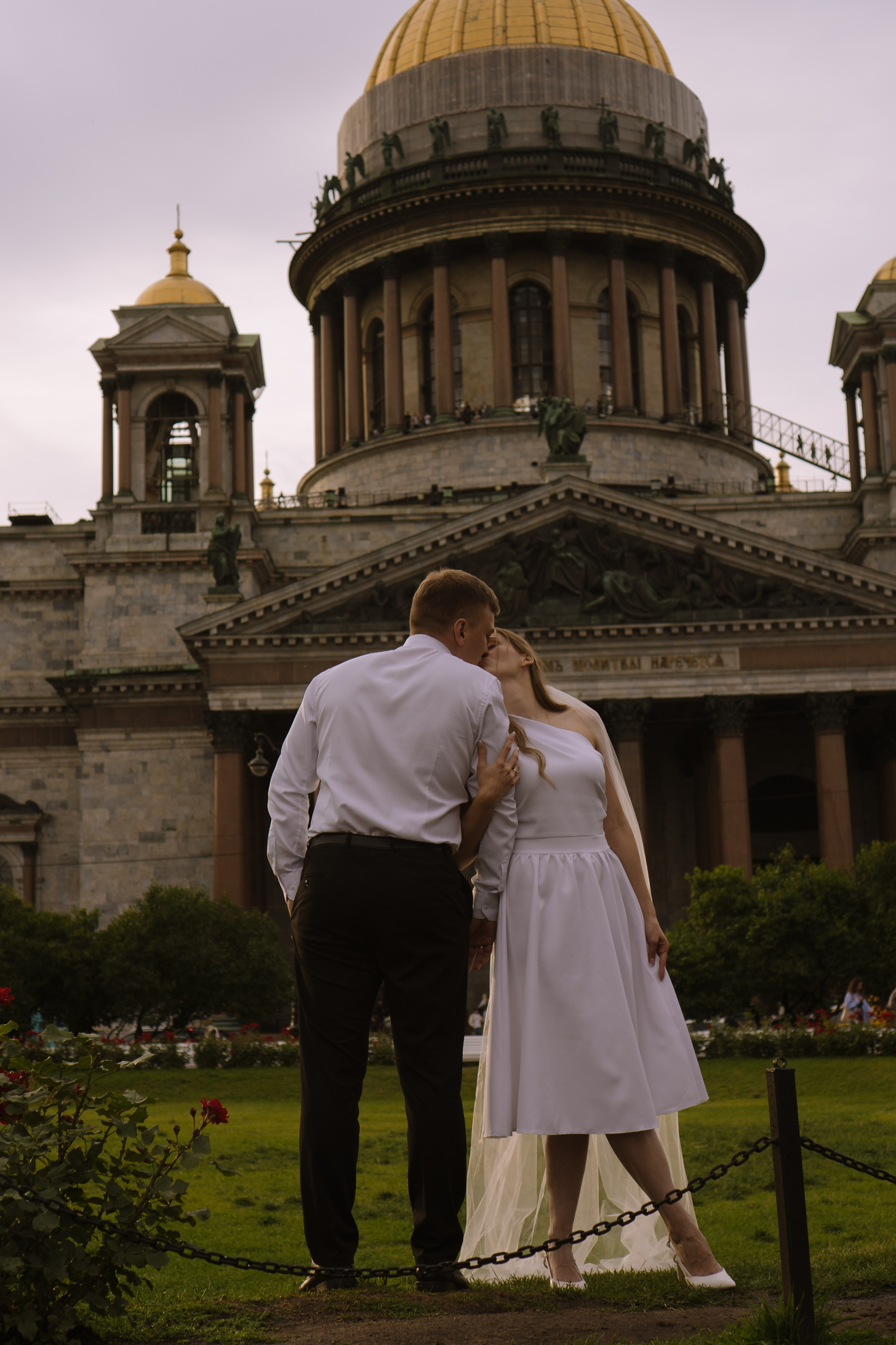 СВАДЕБНАЯ СЬЕМКА С ИСАКИЕВСКИМ СОБОРОМ, АСТОРИЯ И ЗАКОНОДАТЕЛЬНОЕ СОБРАНИЕ. Профессиональный фотограф, Санкт-Петербург — Виктория Богомолова