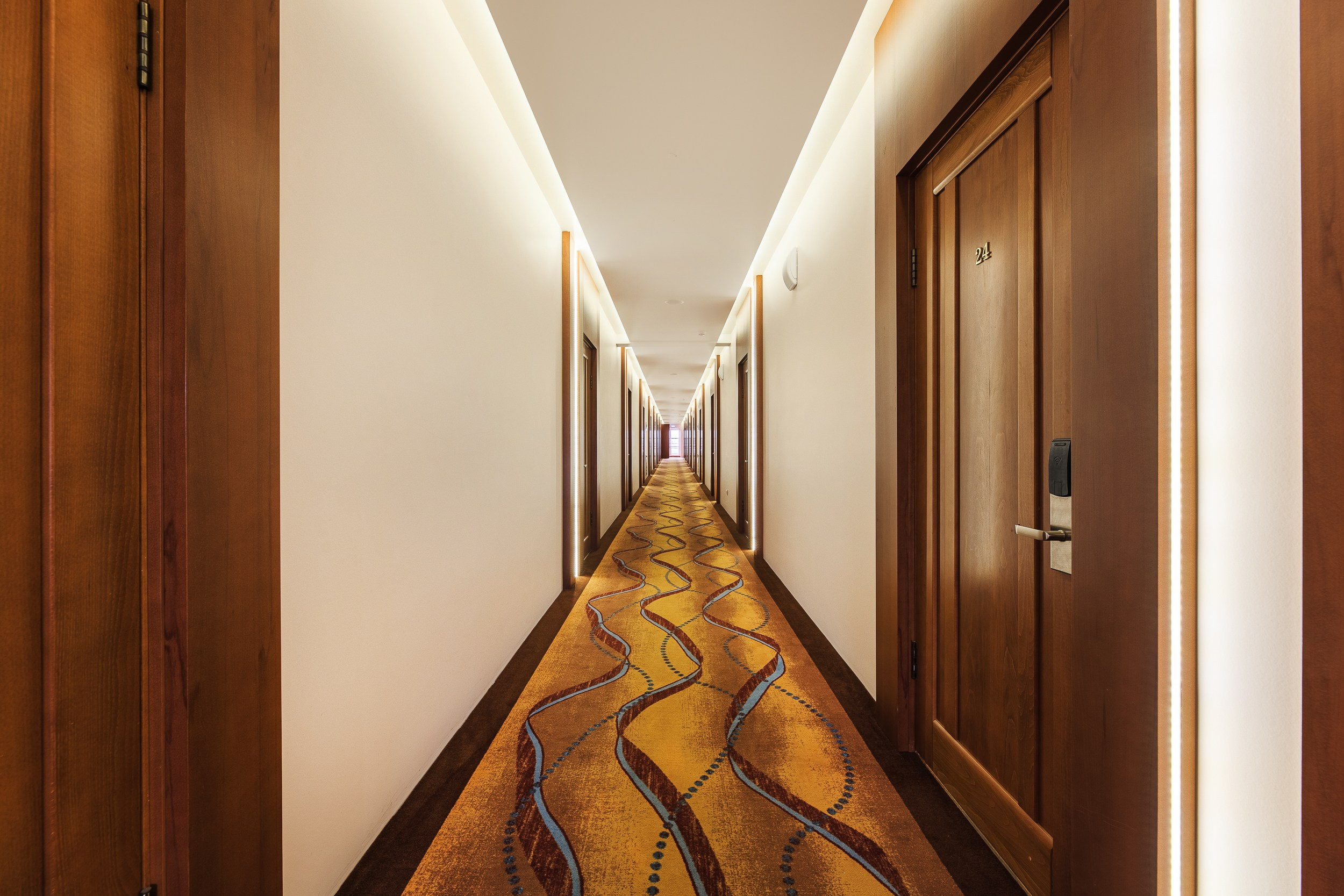 До и После обработки. Профессиональная фотосъёмка интерьеров, предметная фотосессия еды для меню г. Анапа