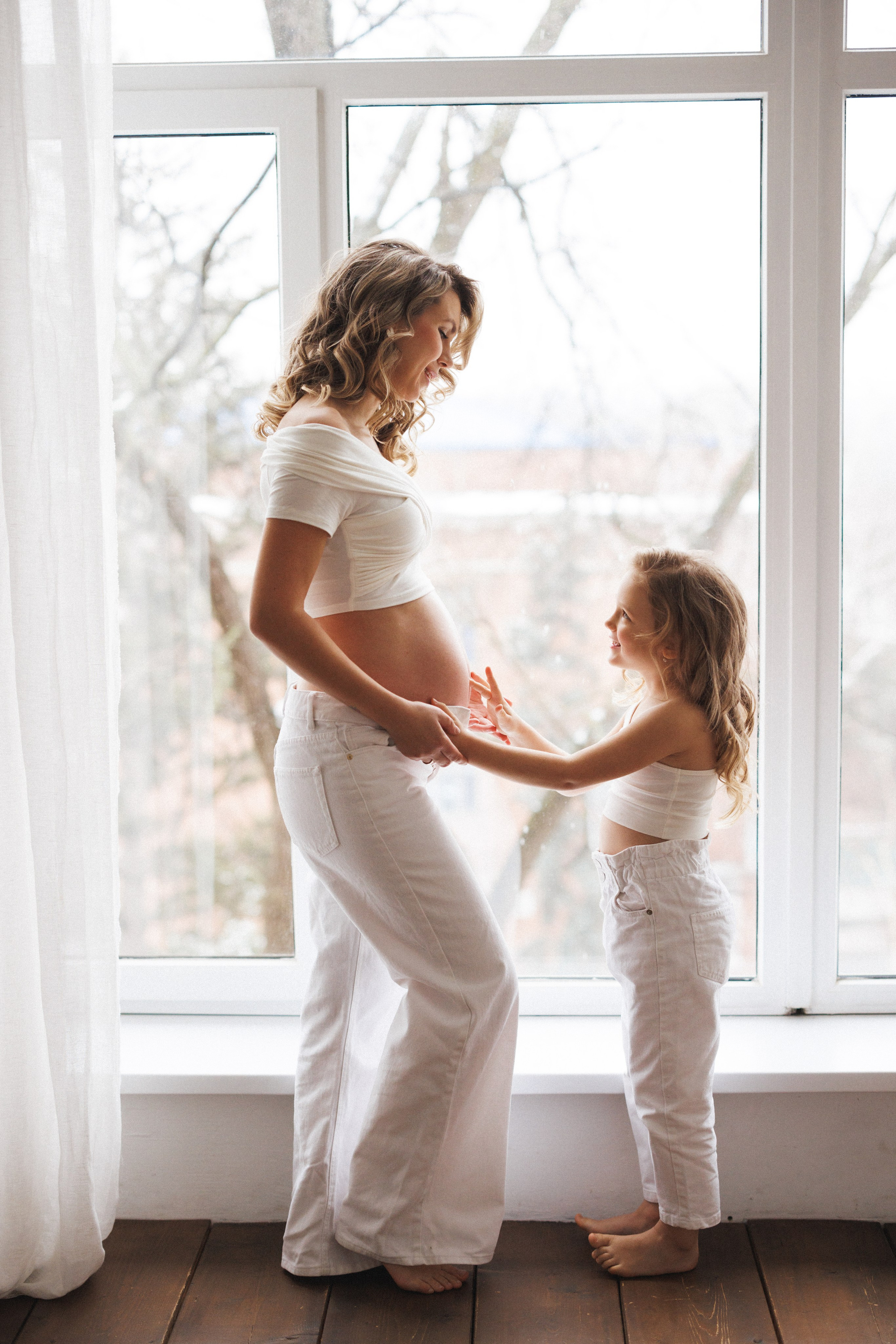 Фотосессия для мамы и дочки, фотостудия «MESTONE», город Краснодар. Семейный и детский фотограф в Краснодаре Анна Трашкова