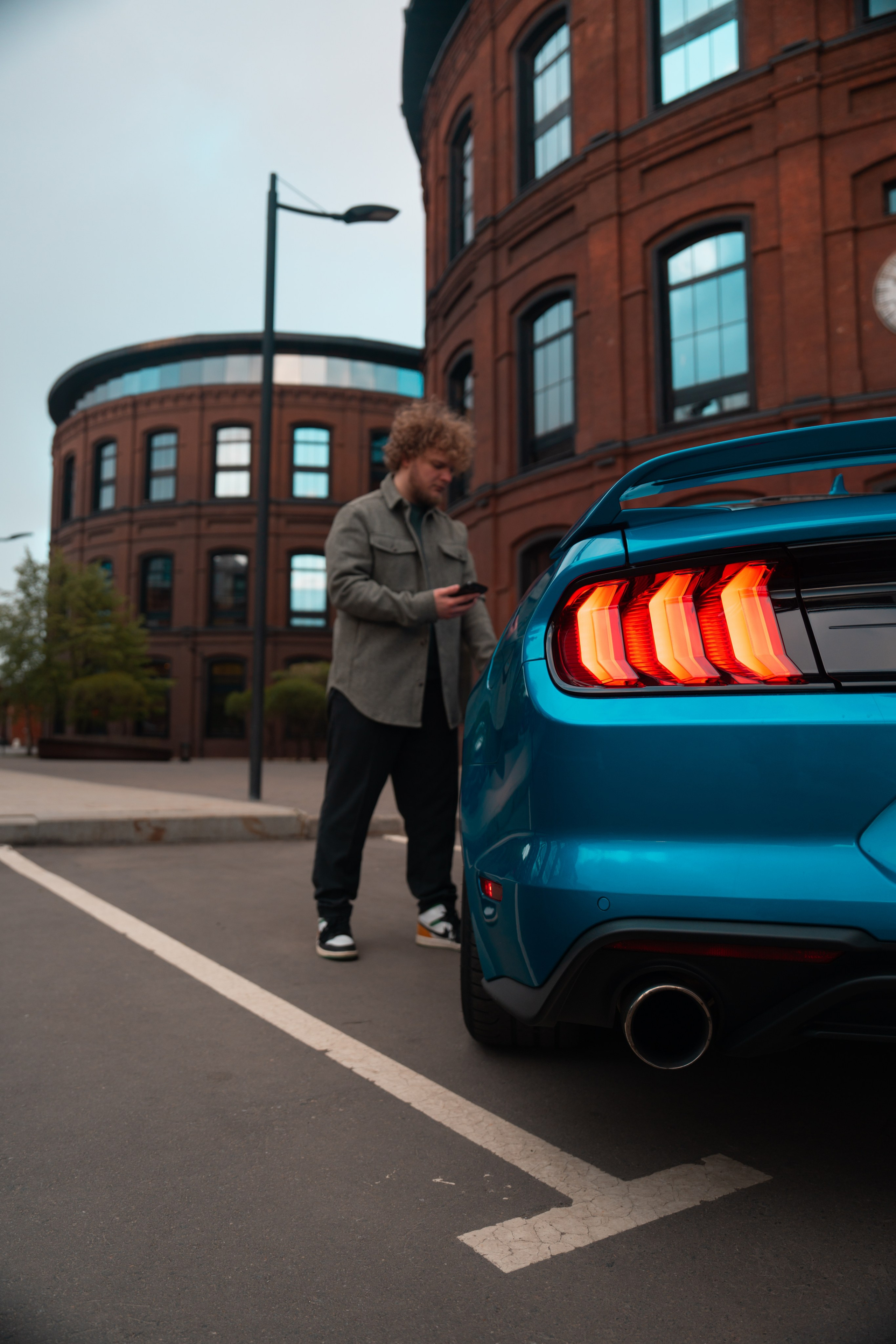 Фотосессия с машиной. ТриМедиа Продакшн