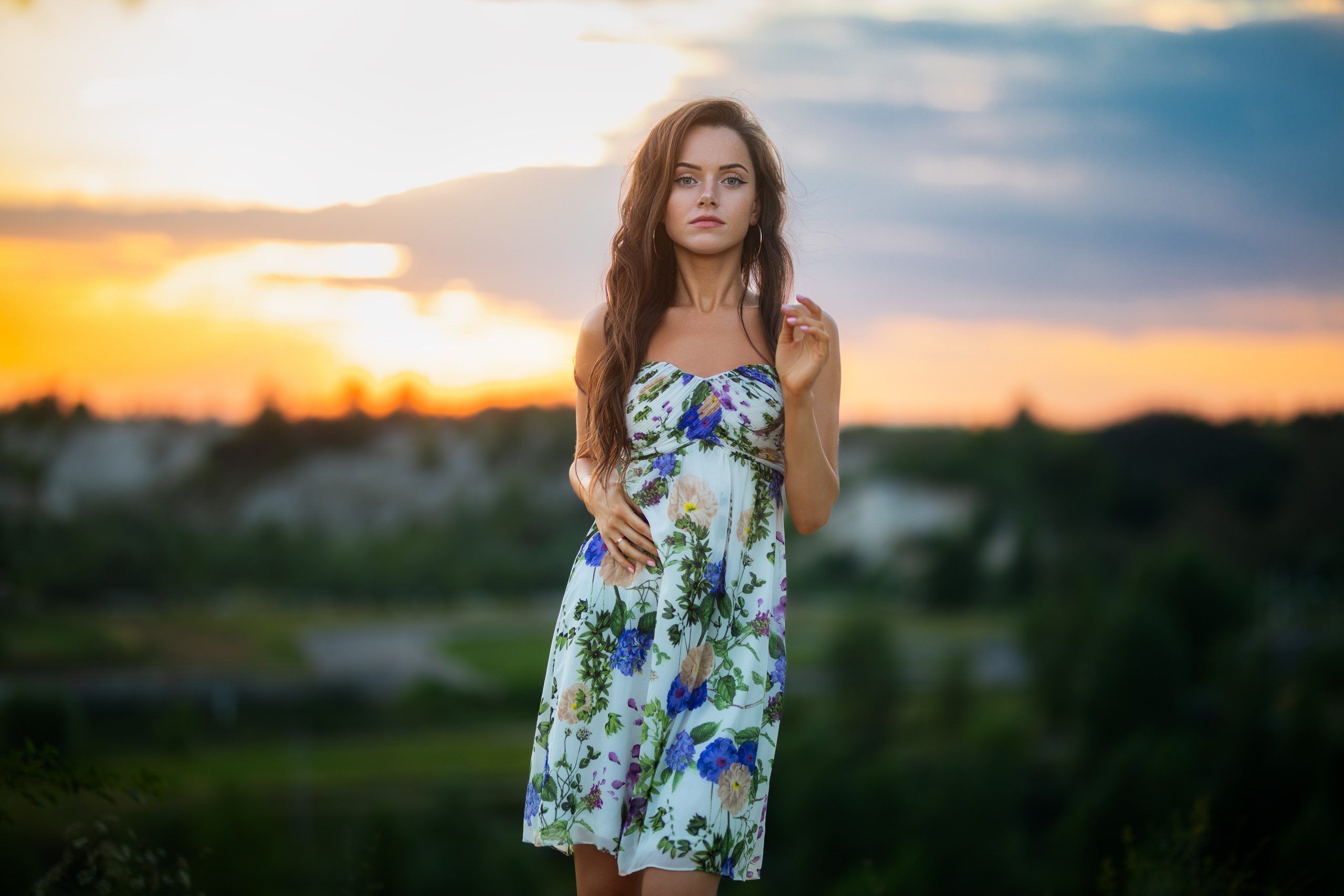 Летняя съемка с Екатериной на природе в парке Белый Колодец в формате для «себя»