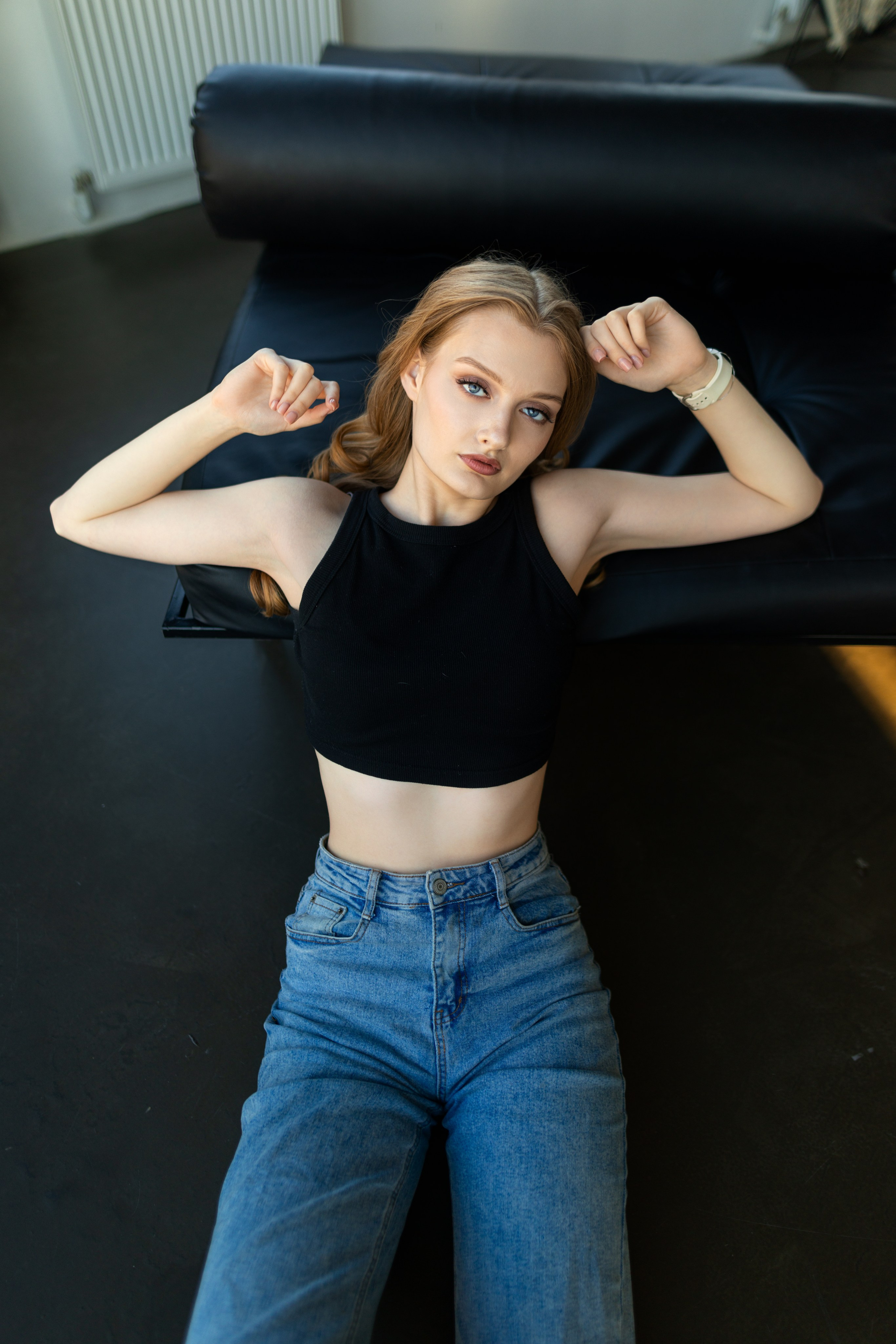 Студийная съемка с Викторией в интерьере в формате для «себя». Дмитрий Шульгин, портретный фотограф в Воронеже