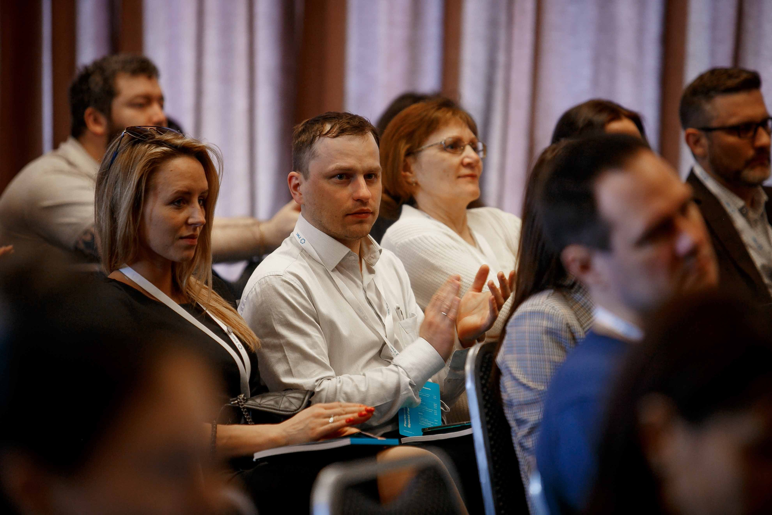 Конференция в «Азимуте». Ваш репортажный фотограф Артемий Антонов