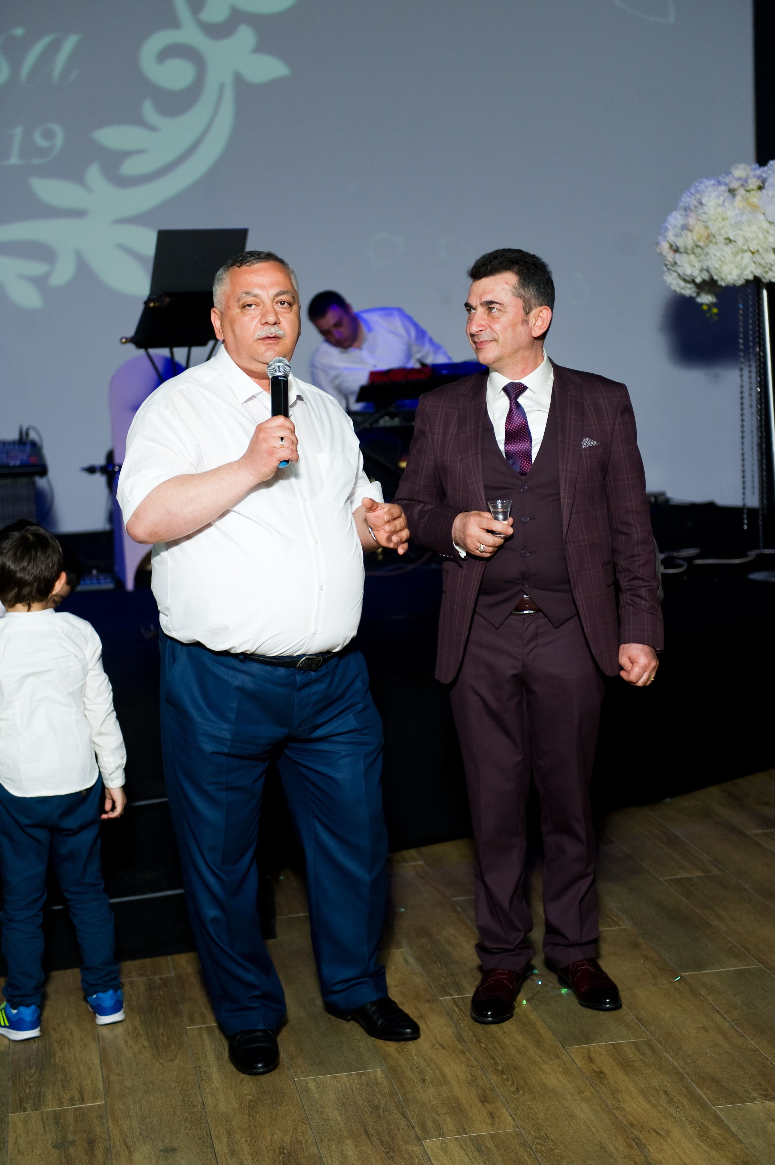 Свадьба Ашота и Ларисы. Репортажный фотограф и видеограф Слава Думчев. Тимбилдинги, отчетники, корпоративы