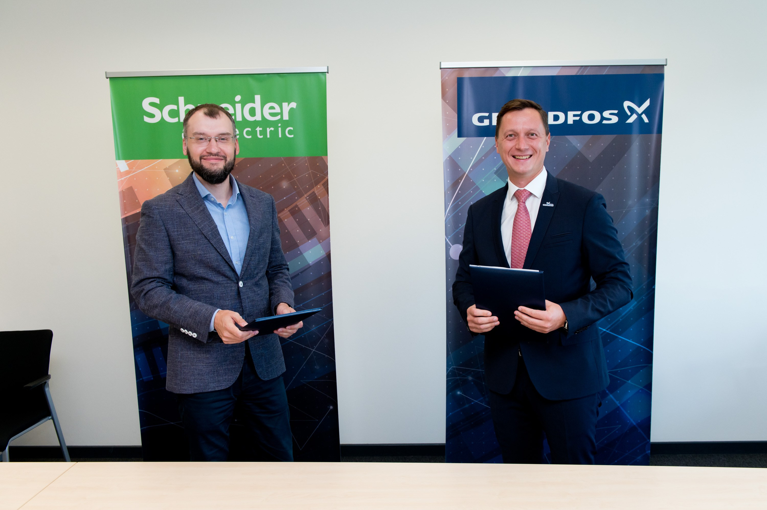 Производство Grundfos. Репортажный фотограф и видеограф Слава Думчев. Тимбилдинги, отчетники, корпоративы