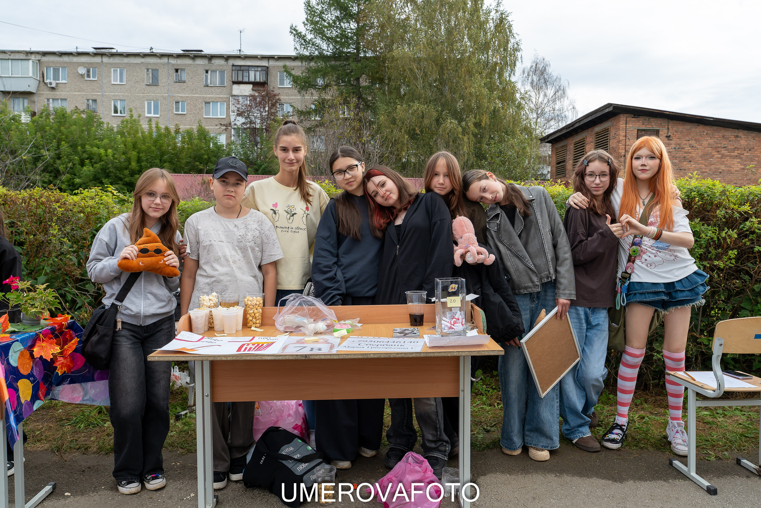 Благотворительная ярмарка в Гимназии № 5. Фотограф в детский сад в Екатеринбурге, выпускные альбомы Юлия Умерова