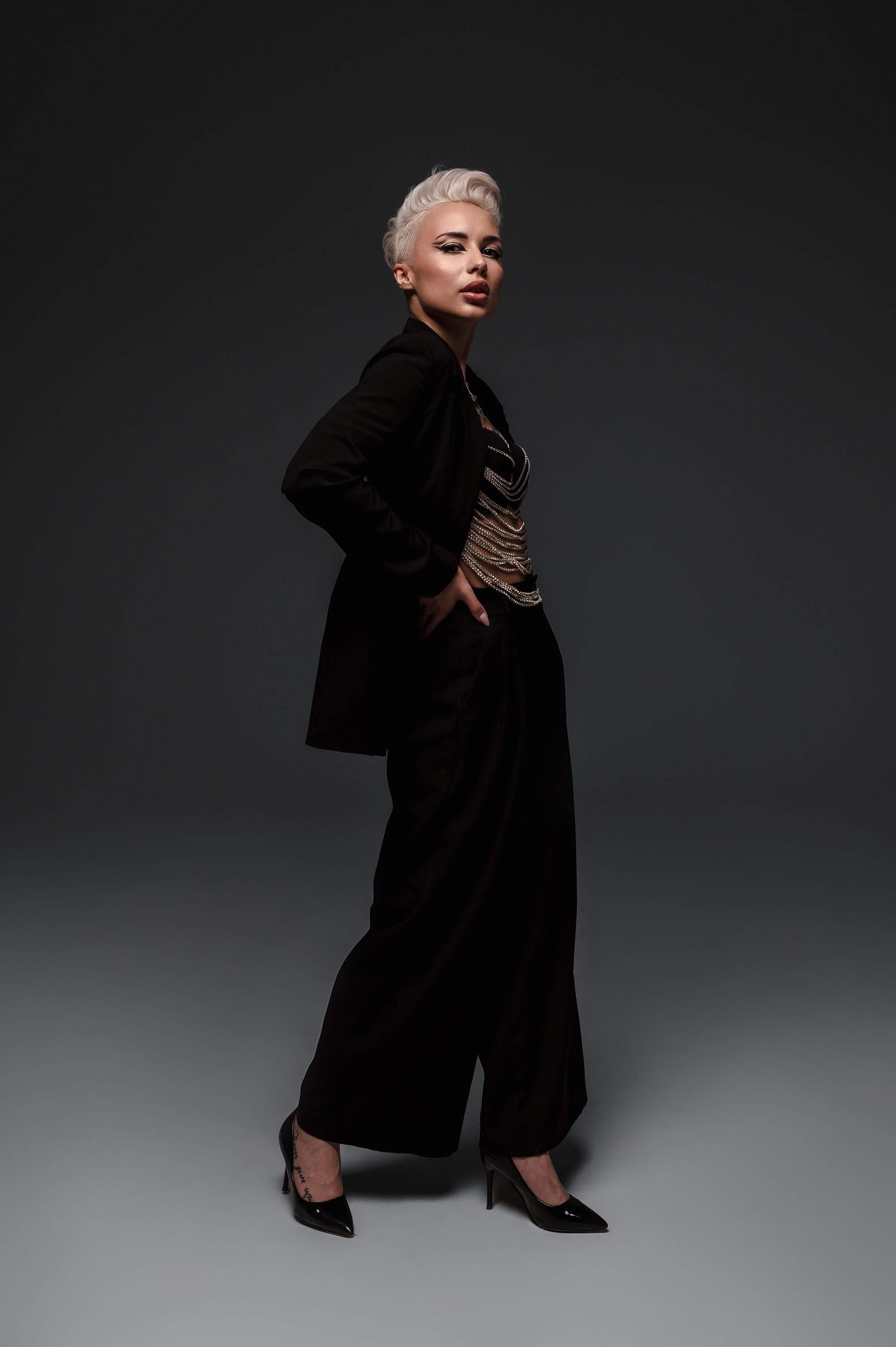 Портретная фотосъёмка в студии Тулы. Предметный и портретный фотограф в Туле. Юлия Даниленко