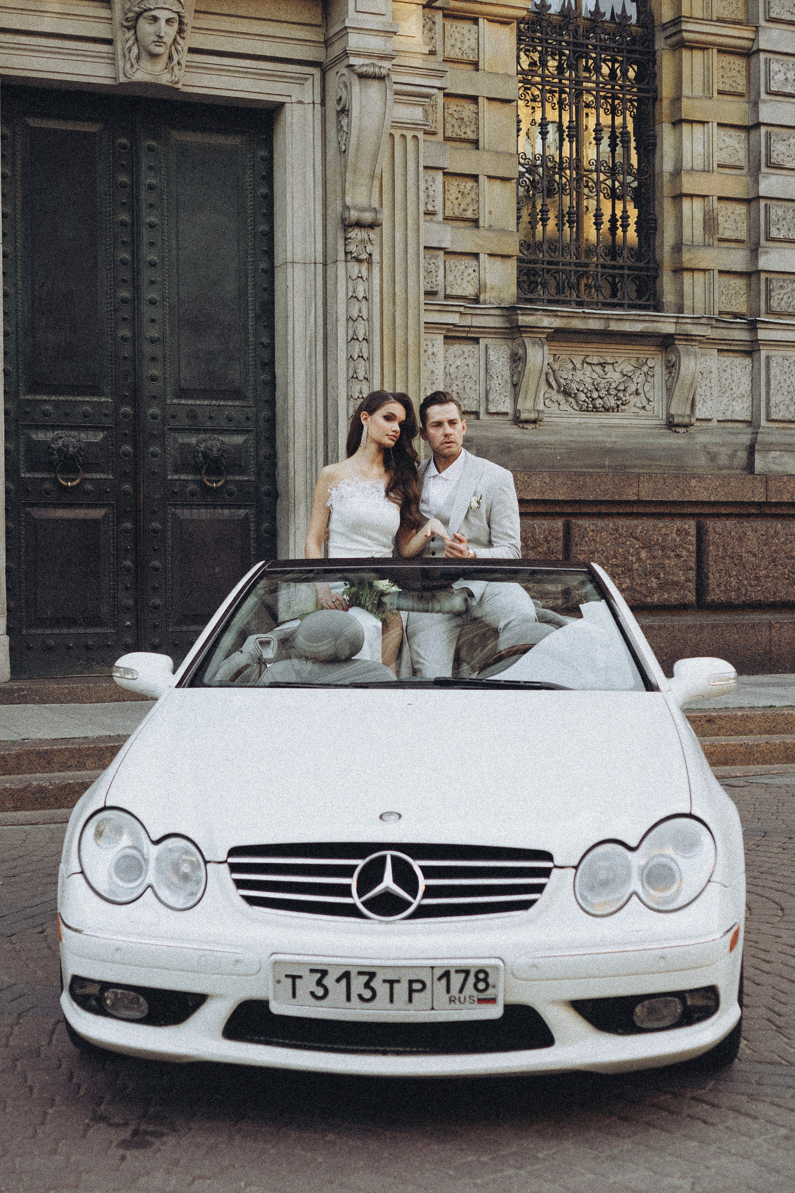 Свадебная сьемка у академии Штиглица. Профессиональный фотограф, Санкт-Петербург — Виктория Богомолова