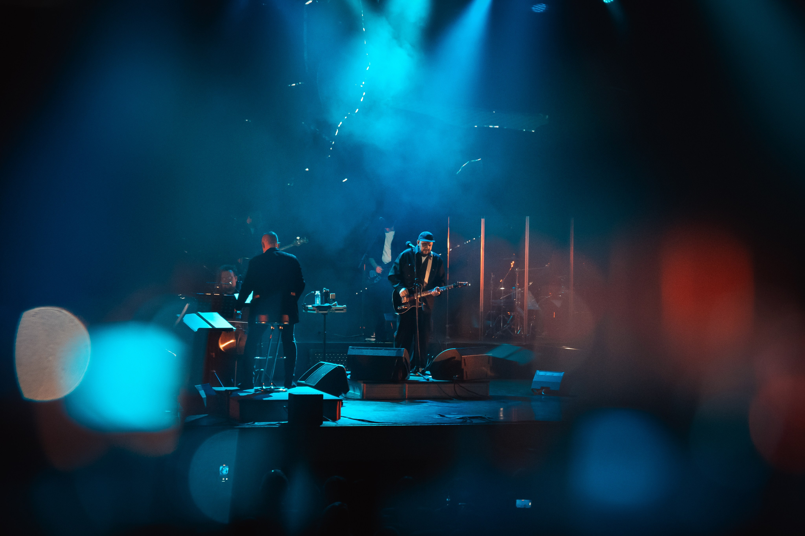 Сергей Бобунец с оркестром, Гранд холл Сибирь, 18.03.2026. Фотограф Регина Крикунова г. Красноярск