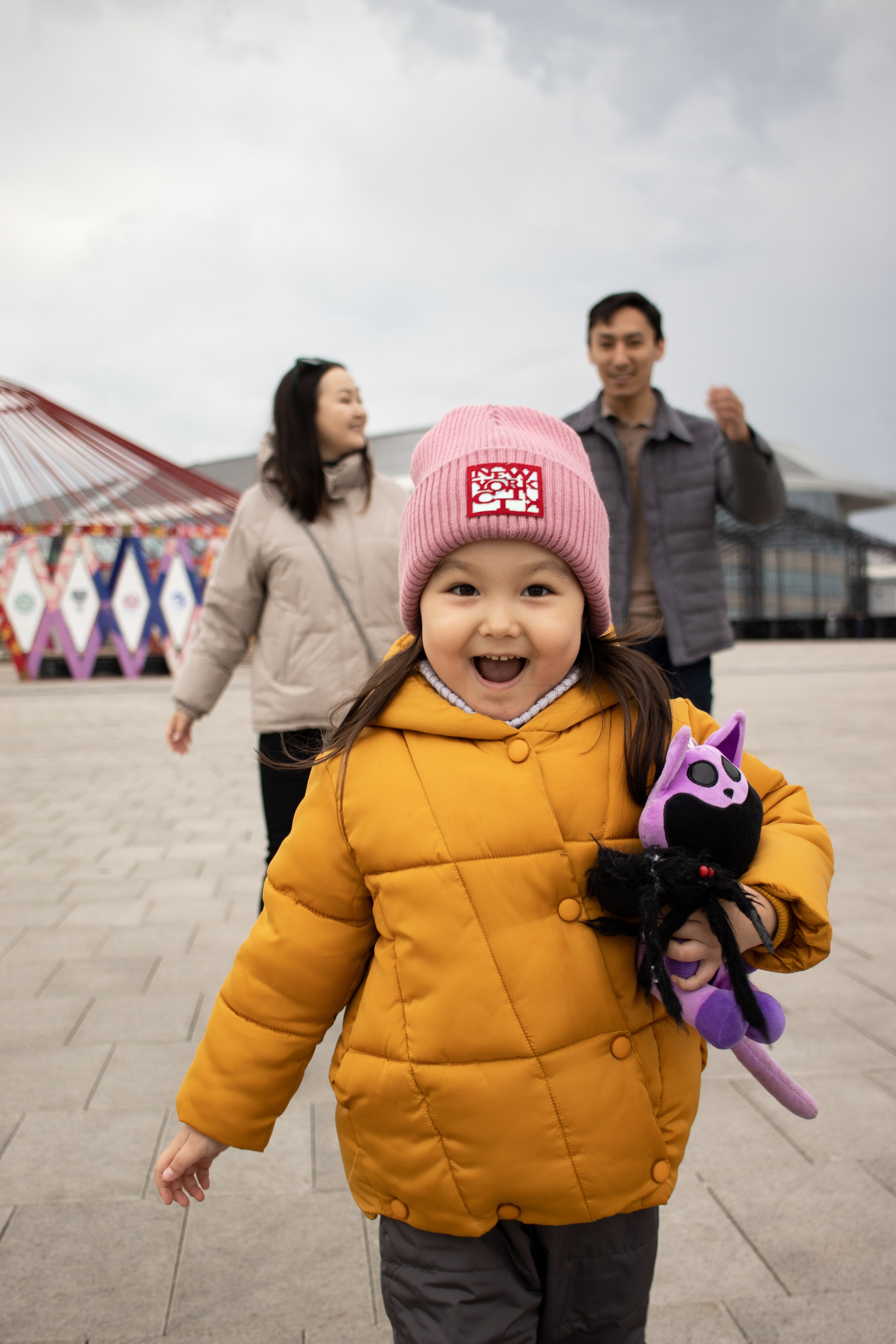 Фотопрогулка. Фотограф в Астане, индивидуальная, семейная, домашняя фотосессия