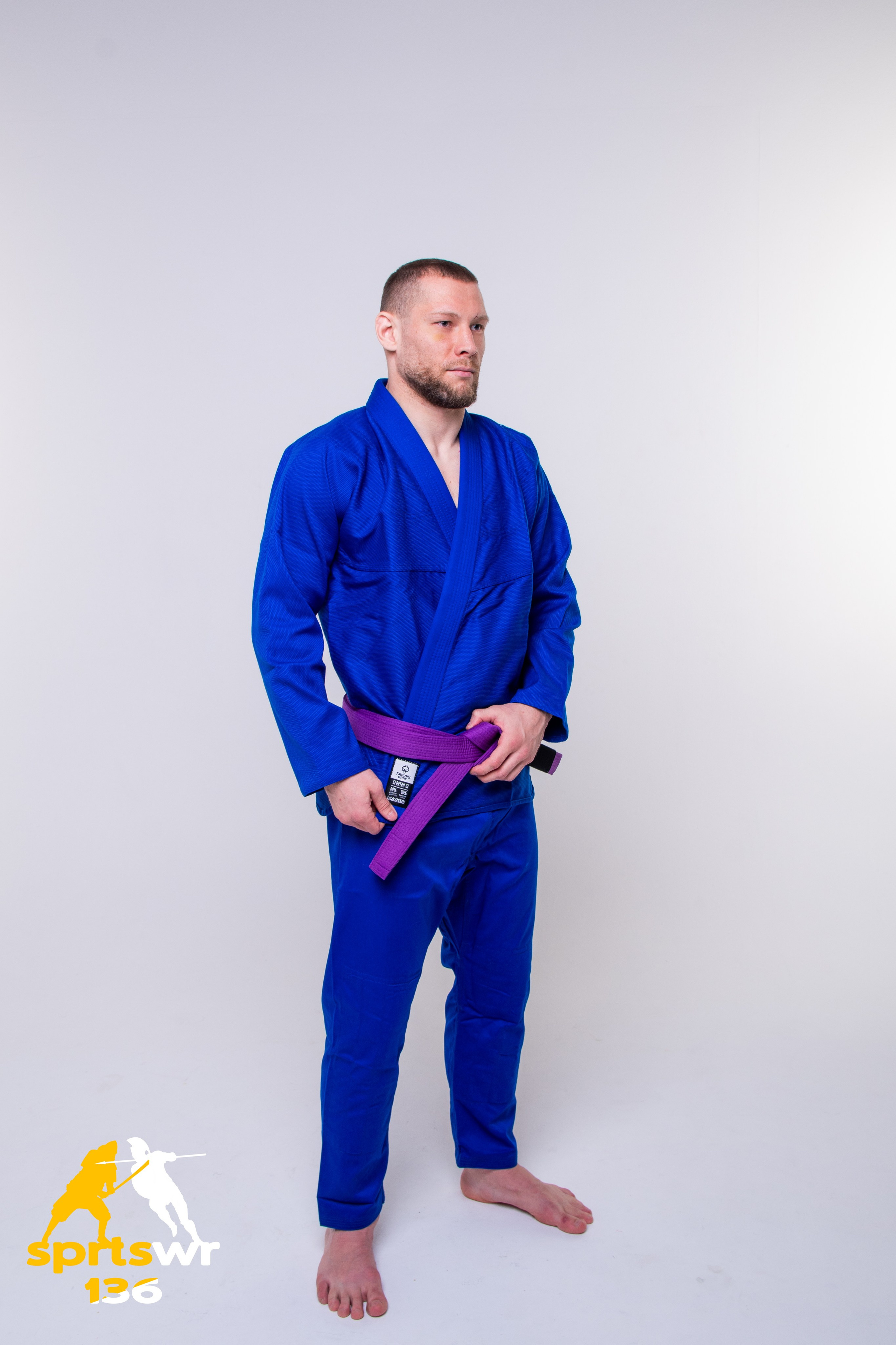 Одежда для мужчин. Профессиональная фотостудия в Санкт-Петербурге «Точка»