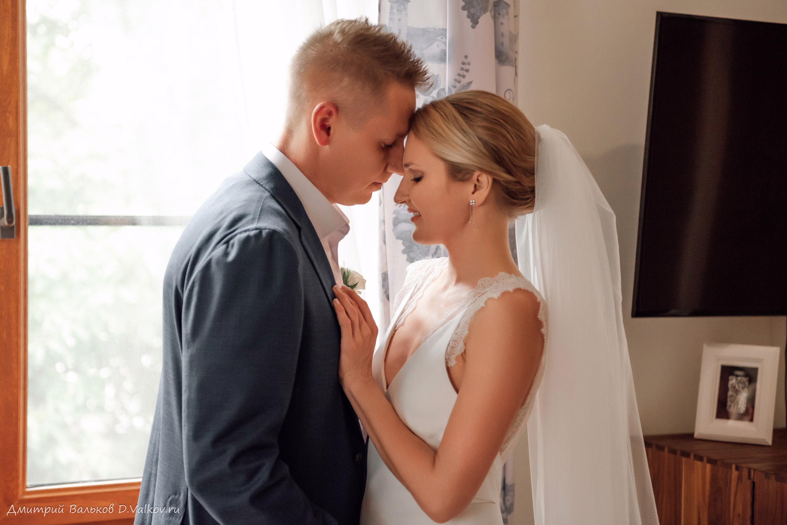 Сборы Михаила и Марины. Интерьерный и репортажный фотограф в Краснодаре Дмитрий Вальков