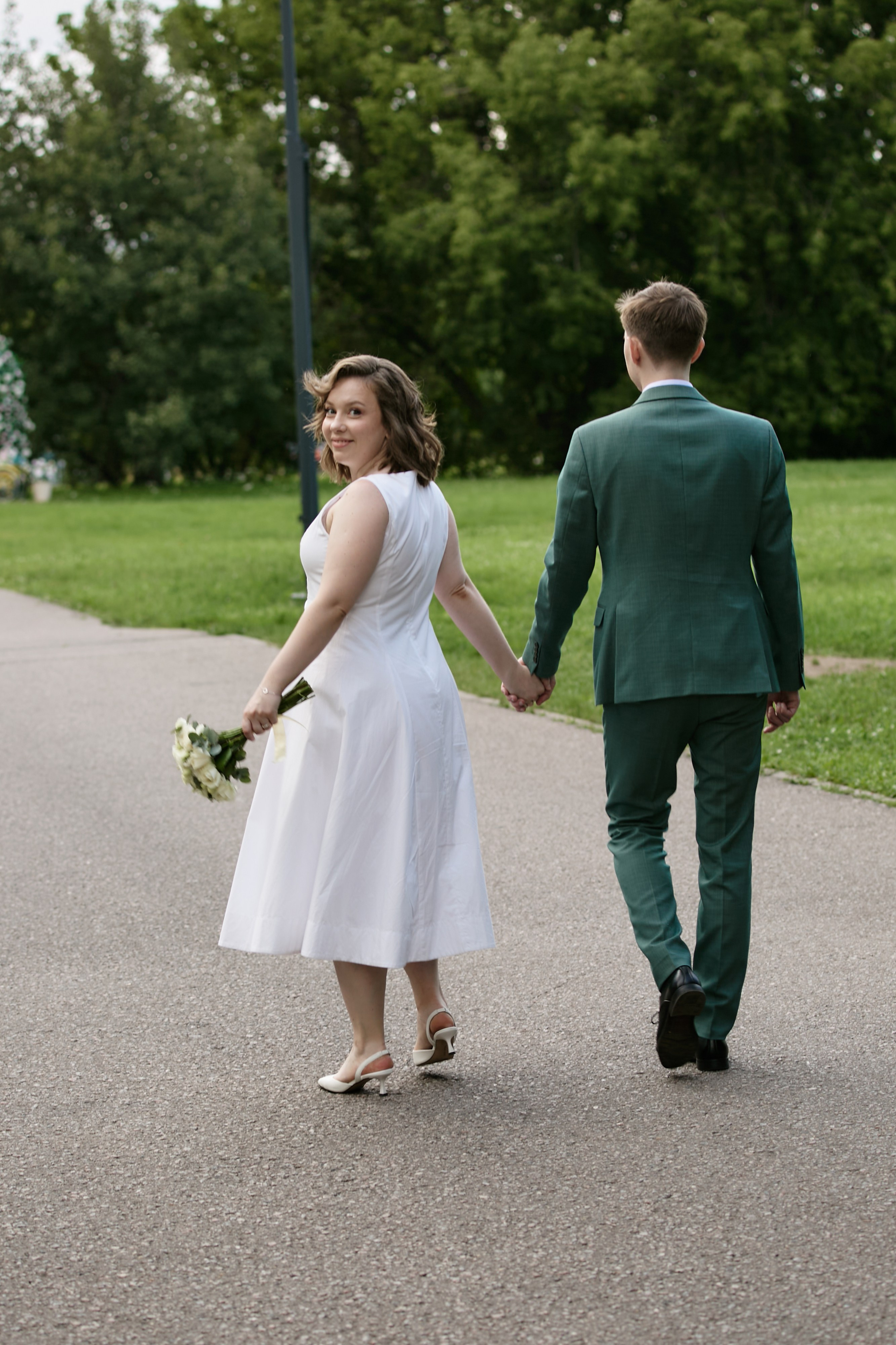 Анонс, свадебная съёмка Александра и Анастасии. Роспить — дворец каря Алексея Михайловича в парке Коломенское, прогулка Коломенское. Фотограф и свадебный фотограф в Москве